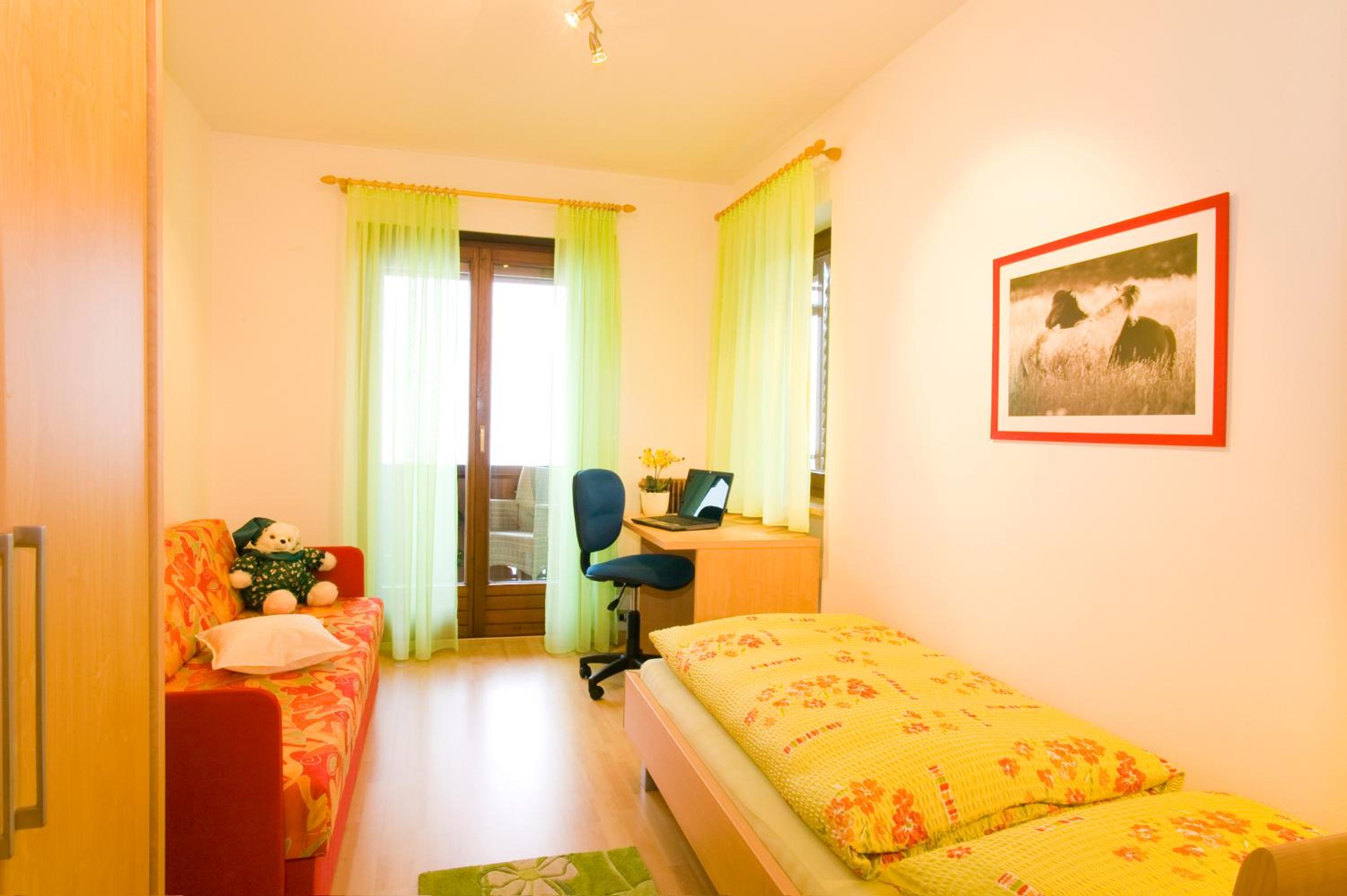 Two-Bedroom Apartment with Panoramic View photo 2
