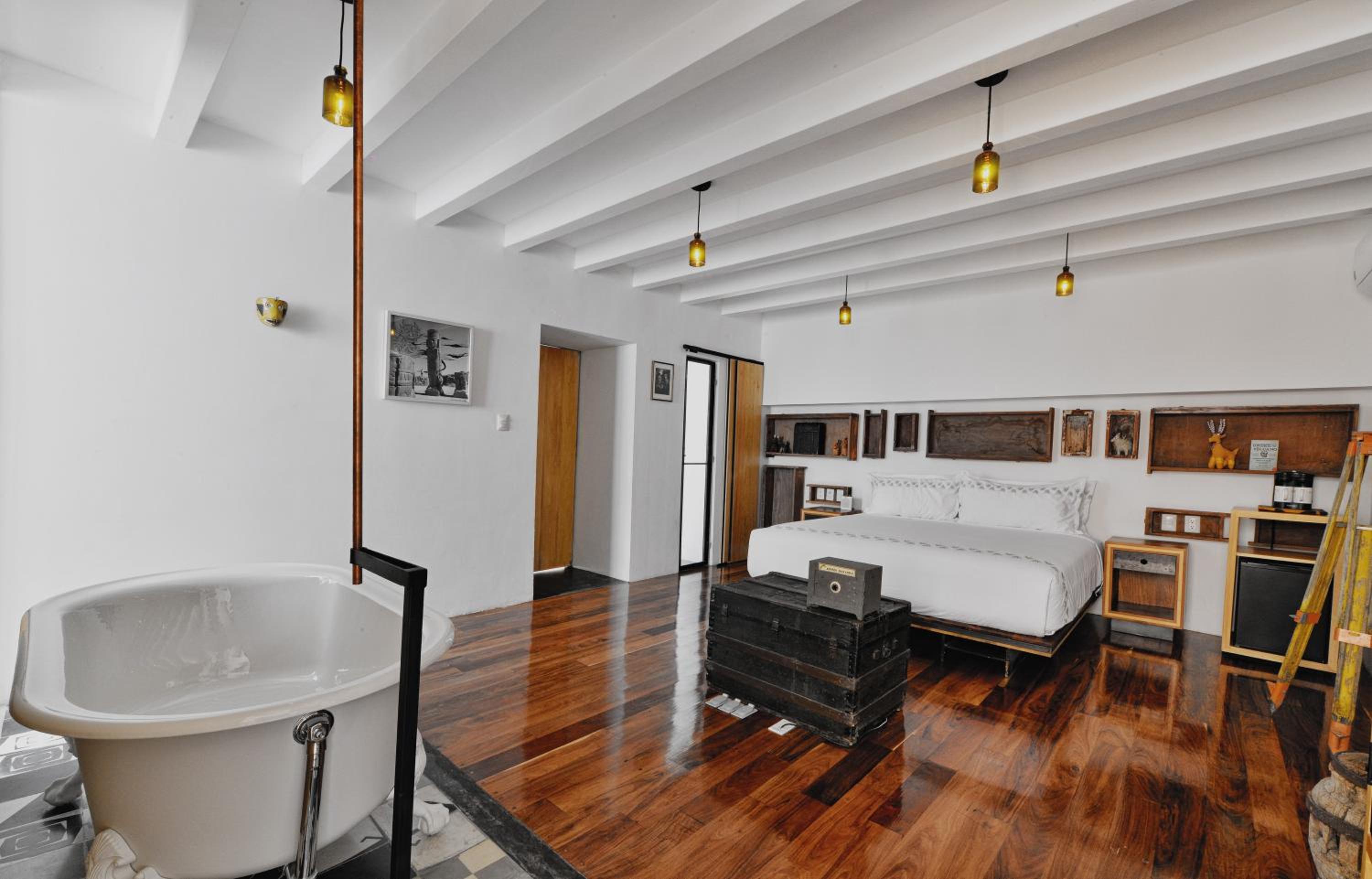 Superior King Suite