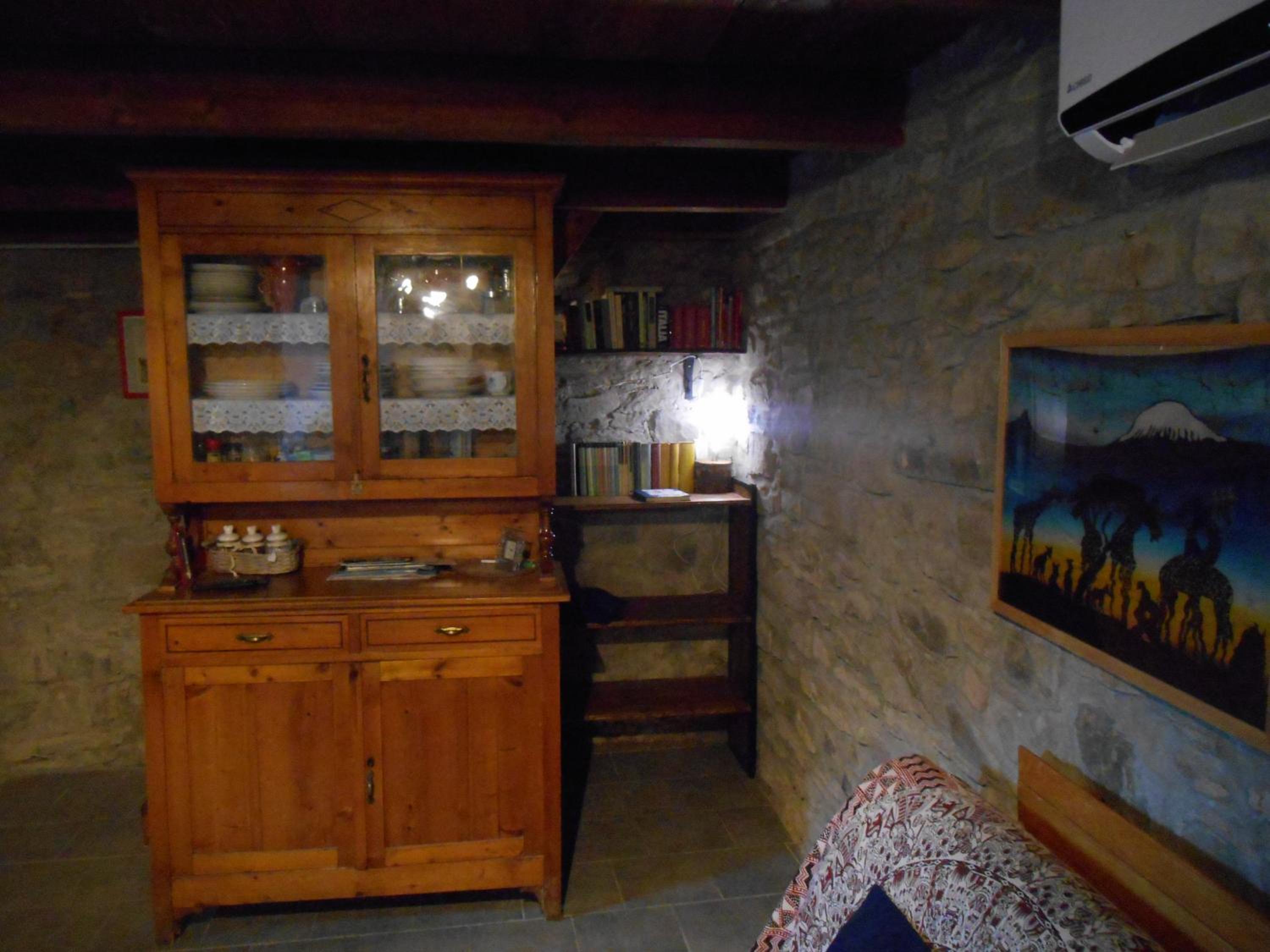 Apartment - Split Level photo 2