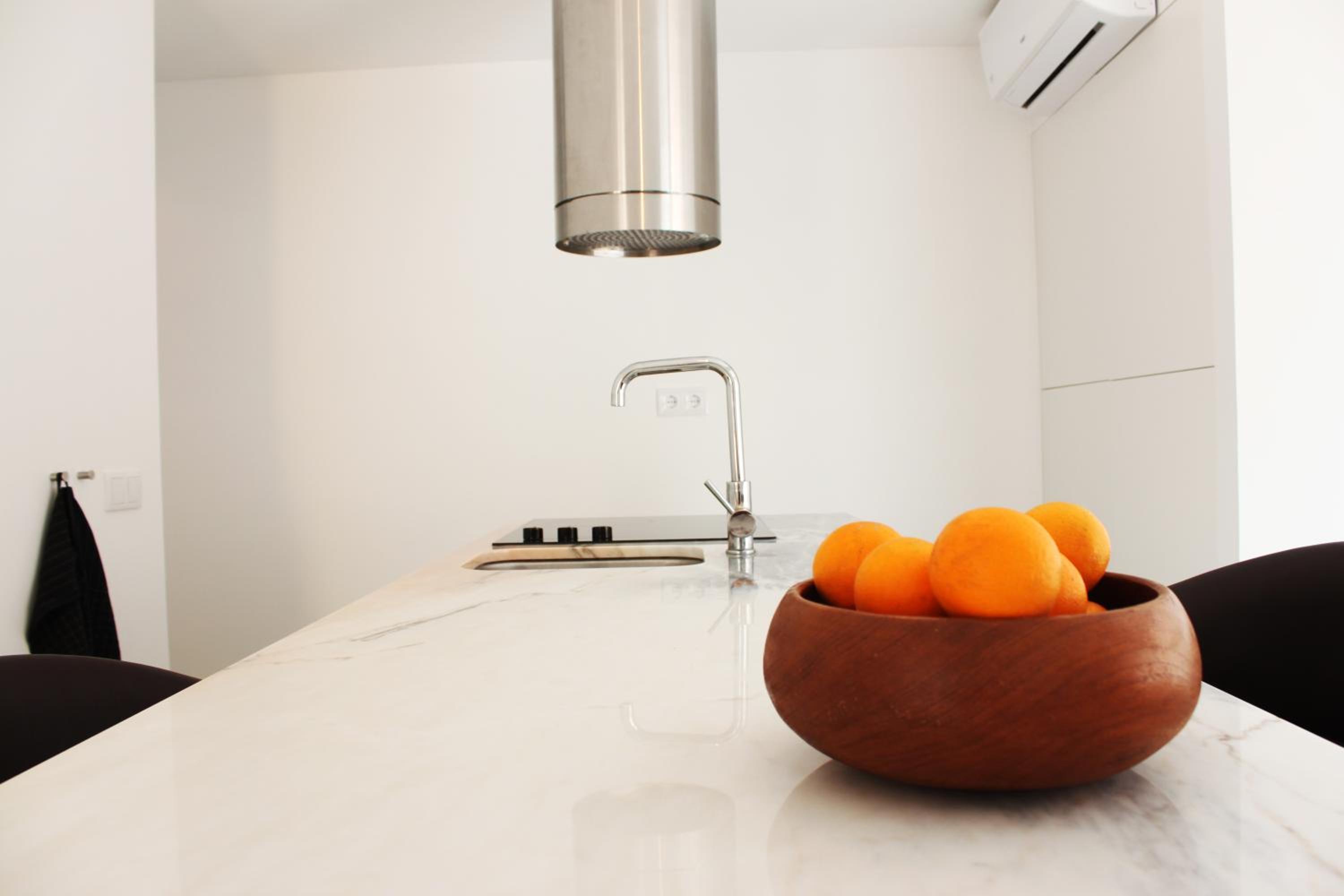Penthouse Apartment - Photo 8