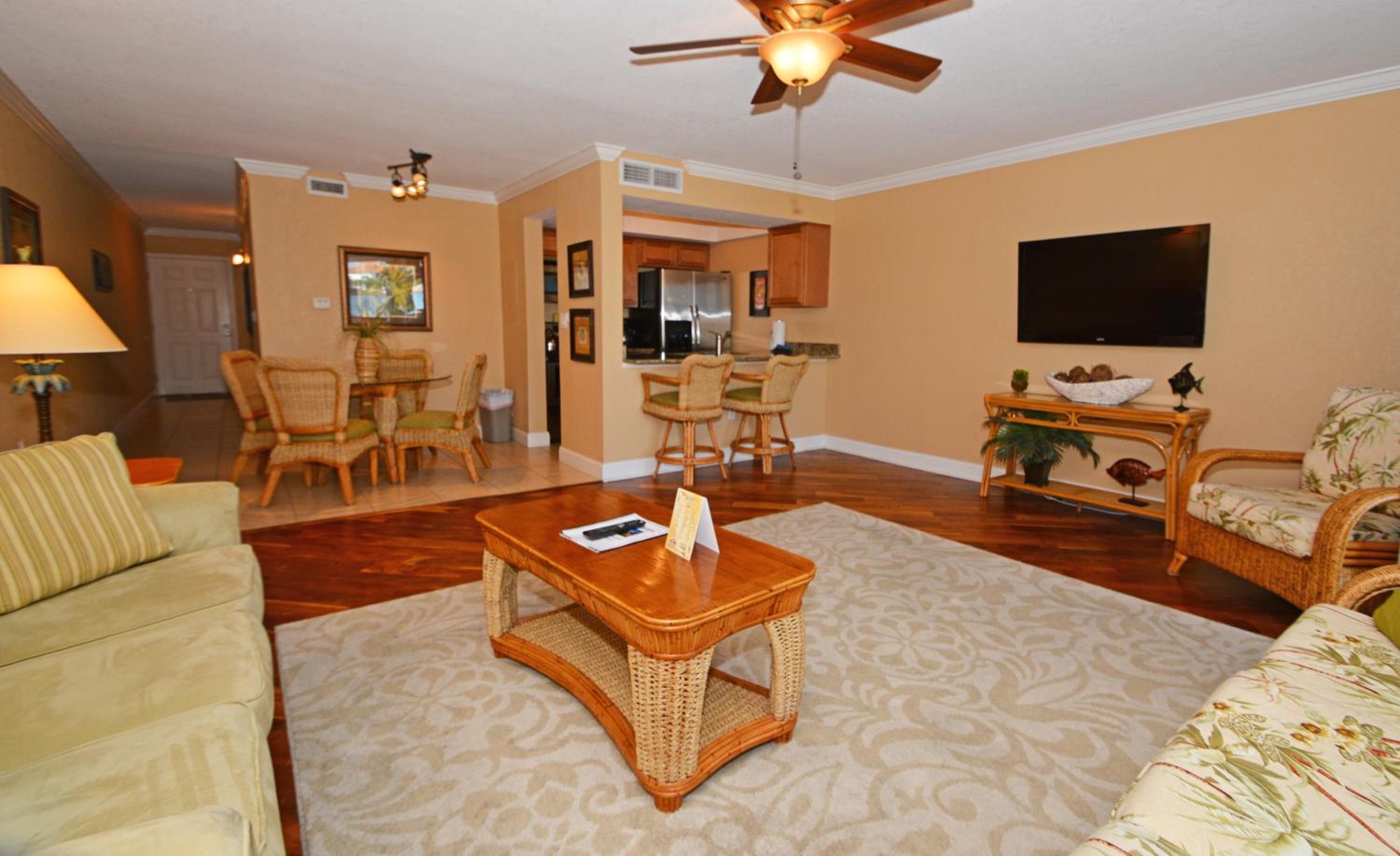 Deluxe One-Bedroom Apartment