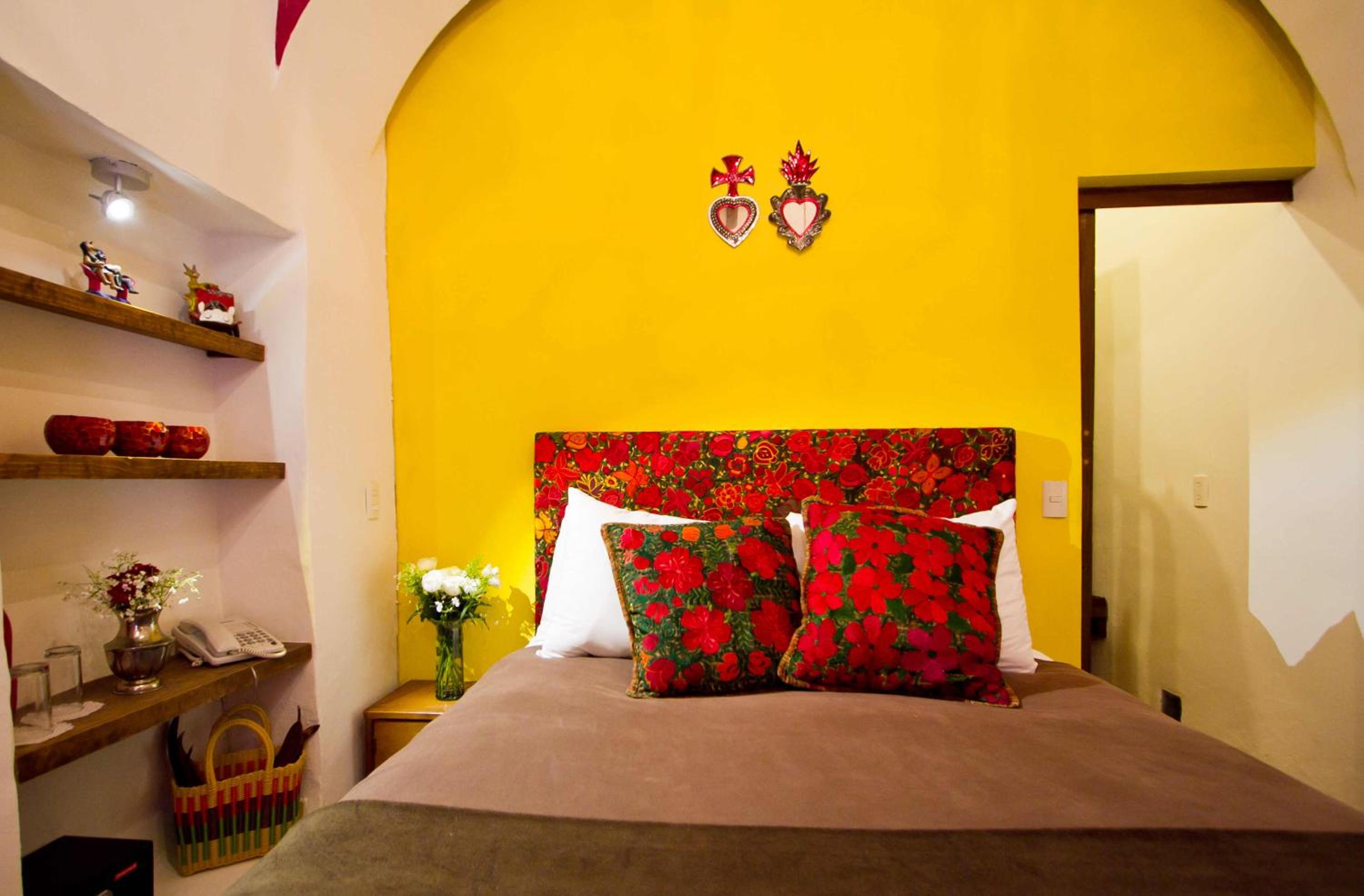 Small Double Room - Photo 5