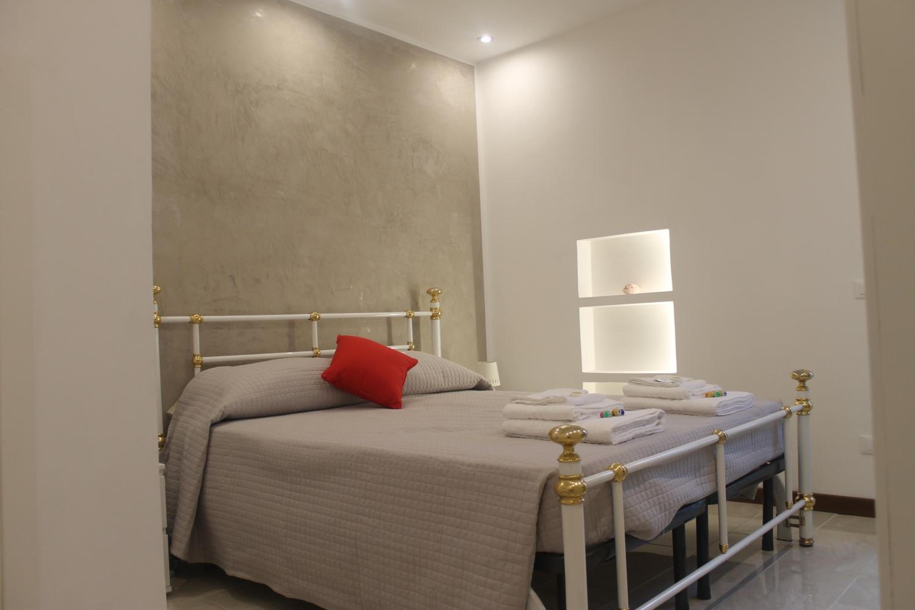 Double Room with Terrace - Photo 6