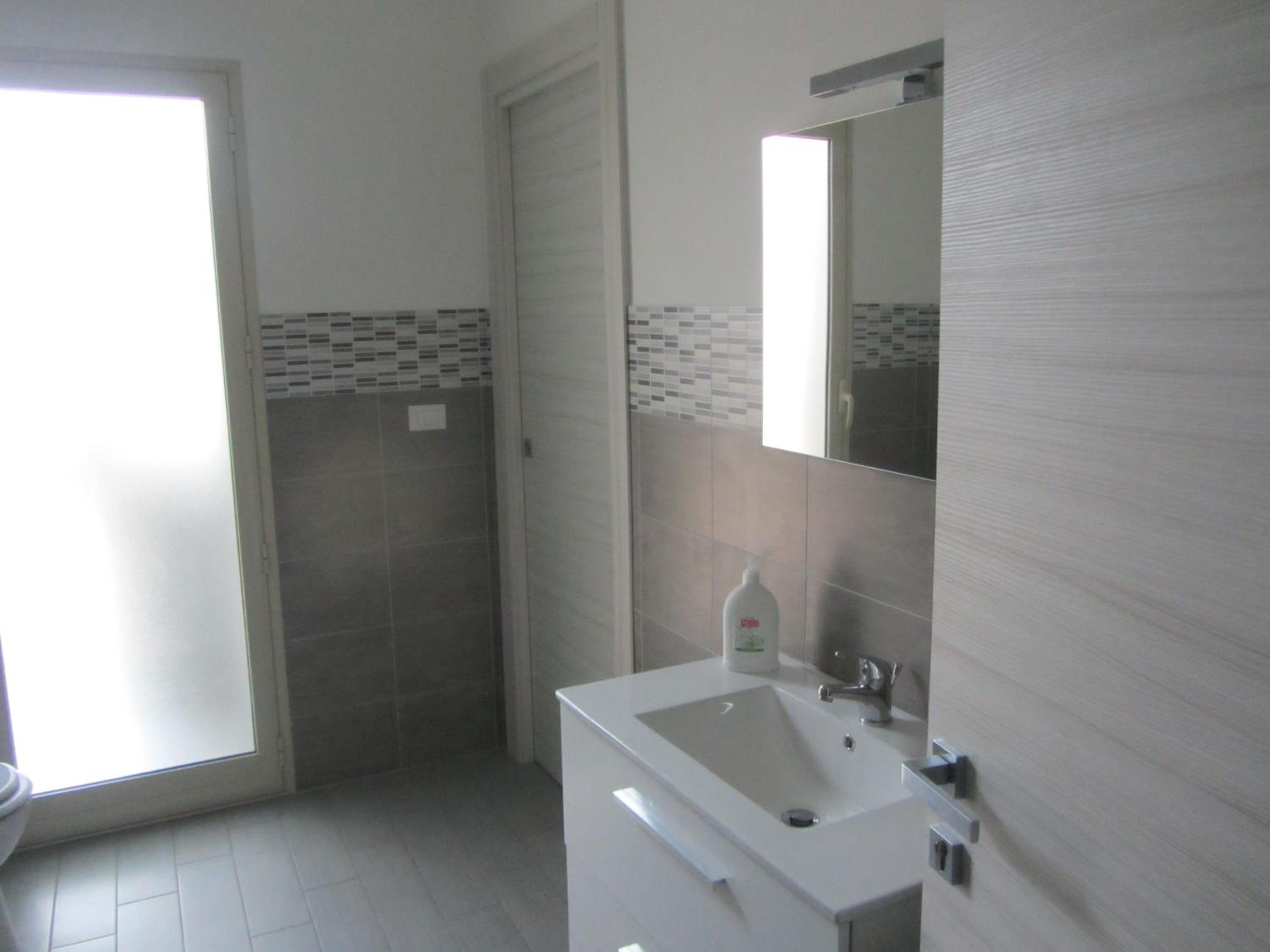 Classic Double Room with Private Bathroom photo 3