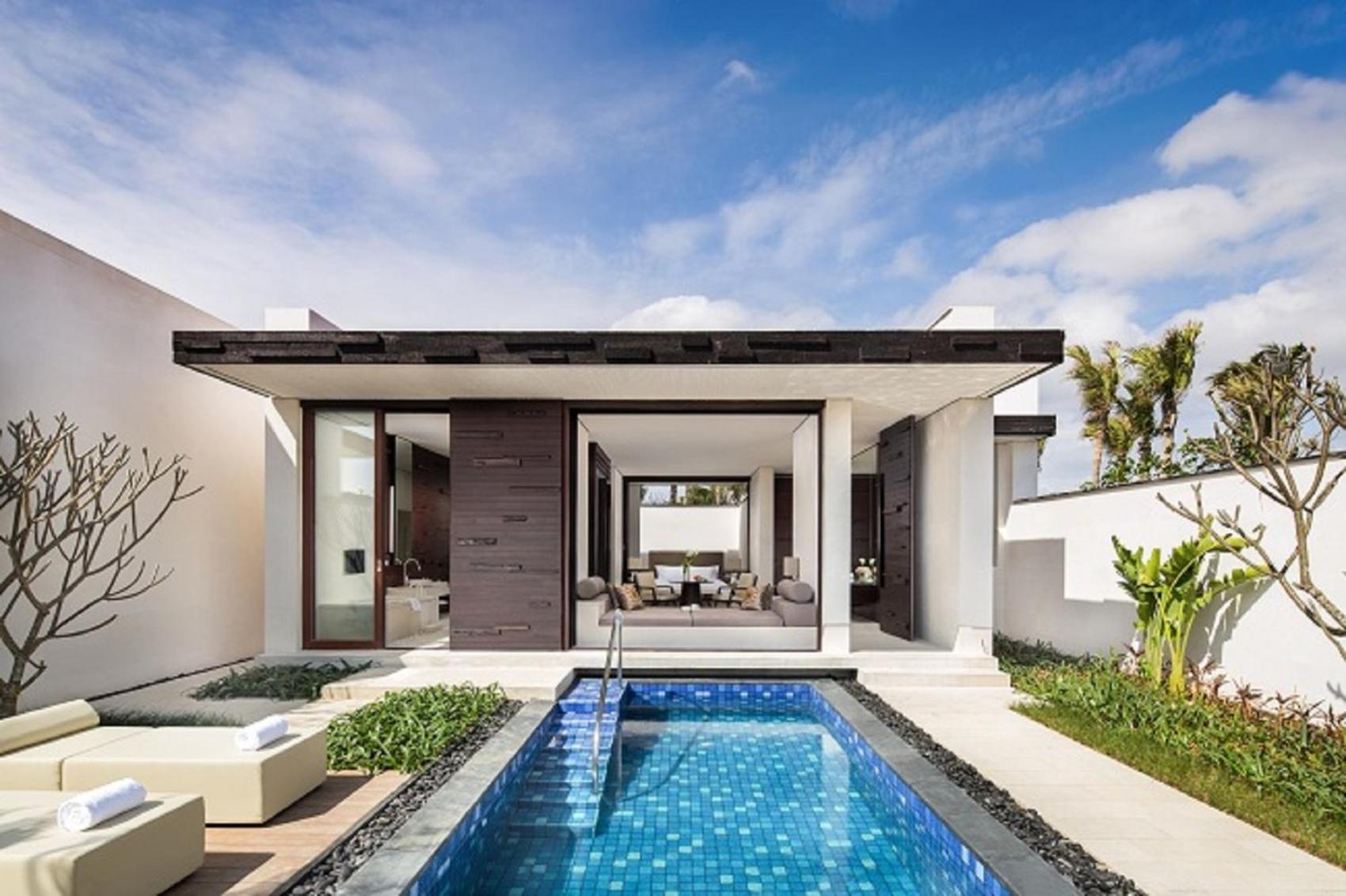 Family Beach Front Pool Villa