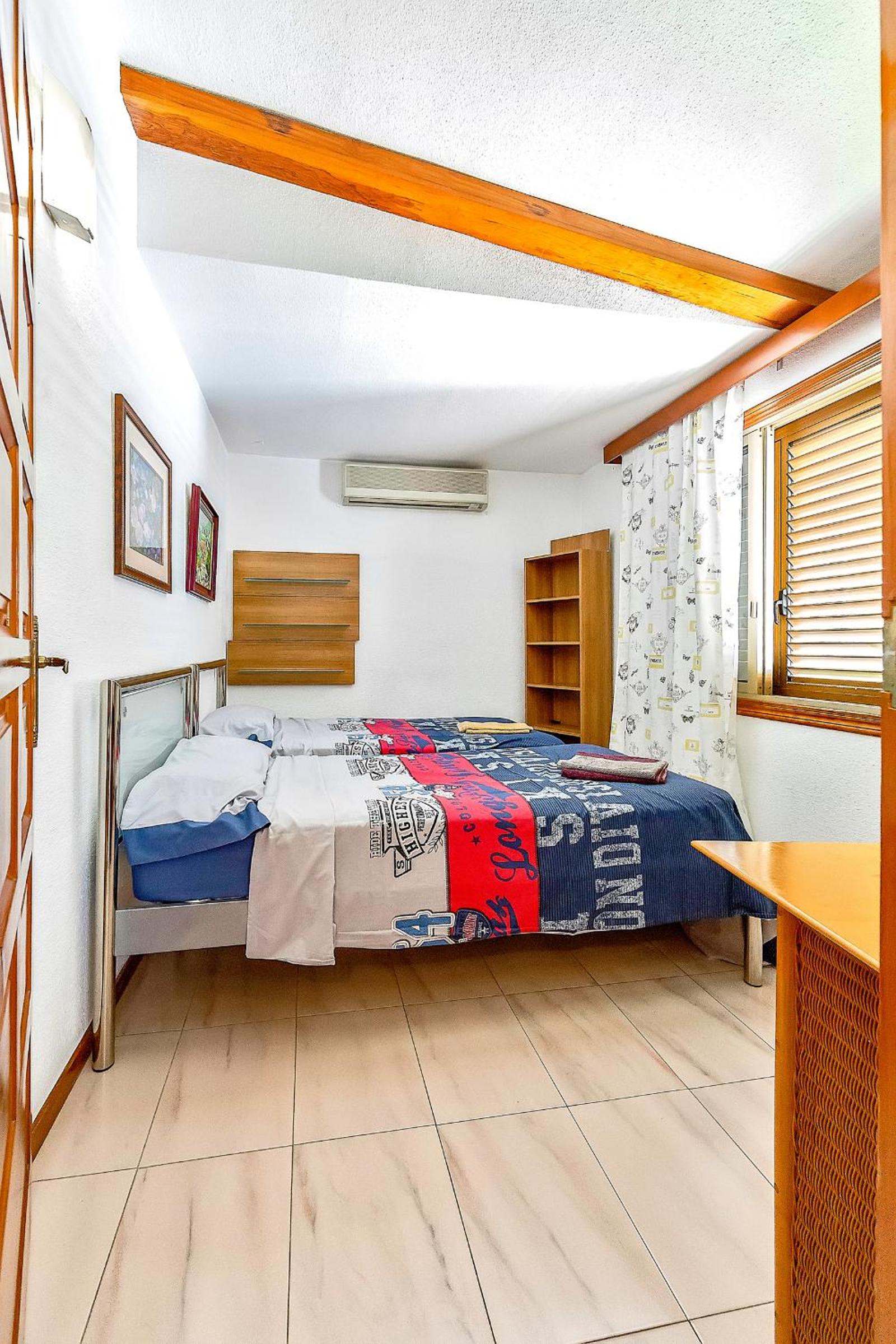 Habitación Twin Económica con Baño Compartido
