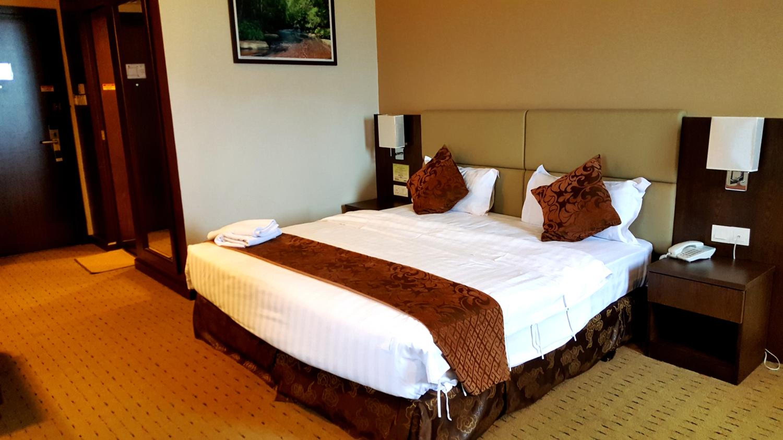 Executive King Room