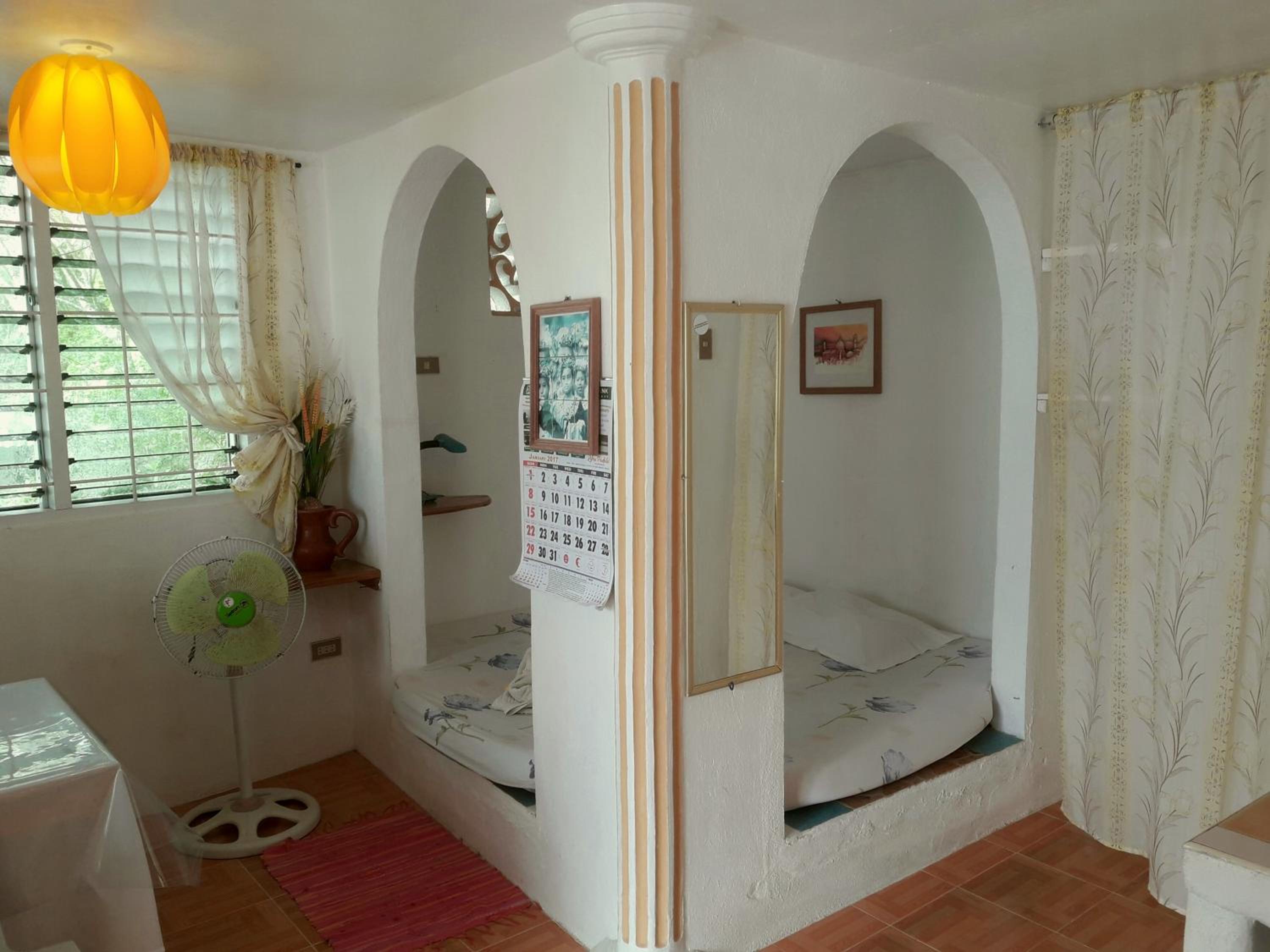 Beach Front Cottage - Photo 8