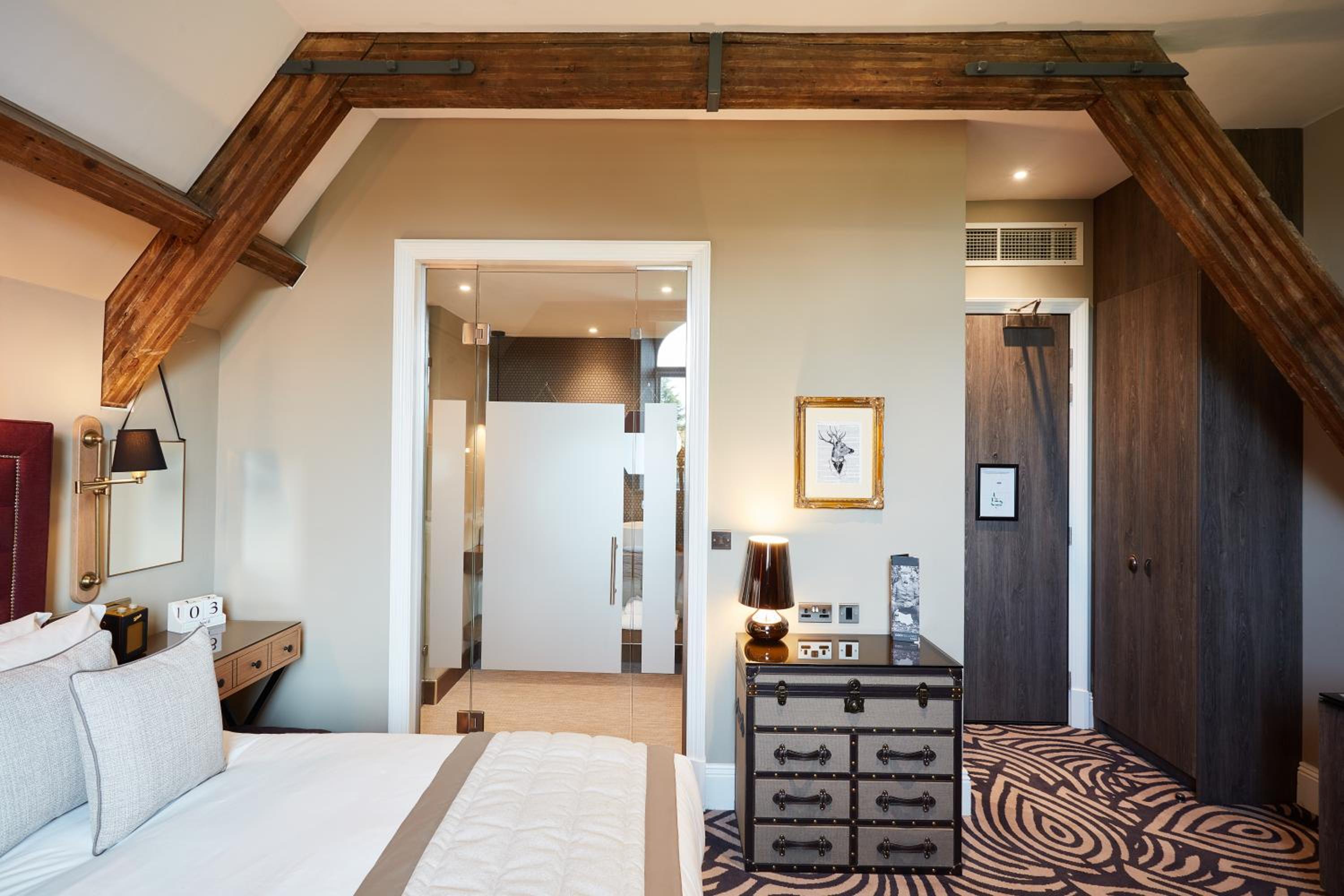 Deluxe King Room photo 3