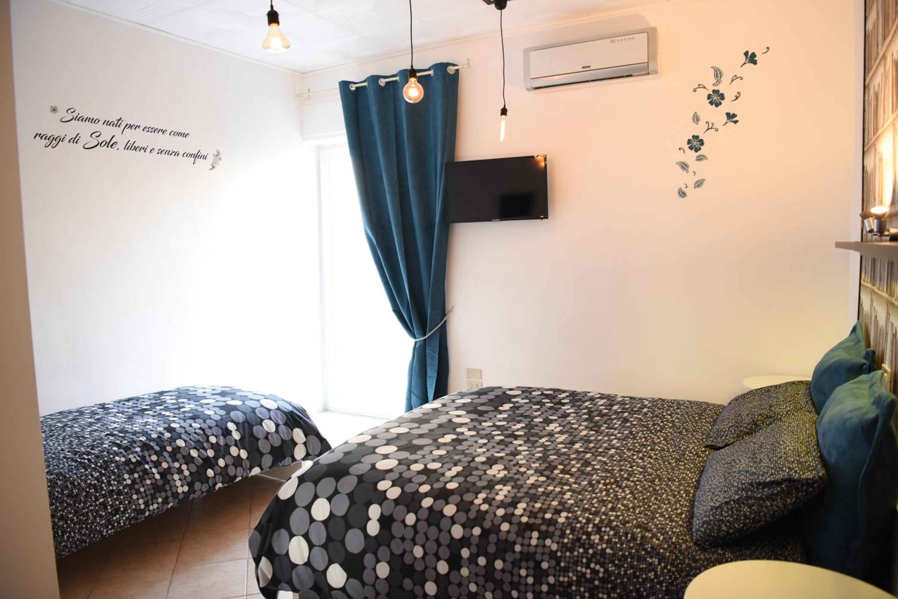 Deluxe Room - Photo 1