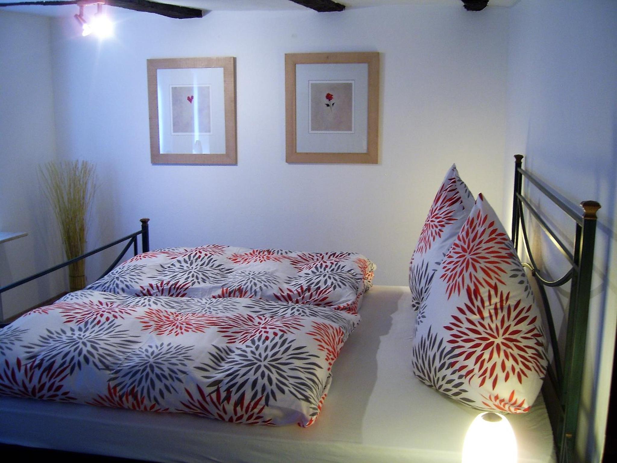One-Bedroom Apartment - Photo 1