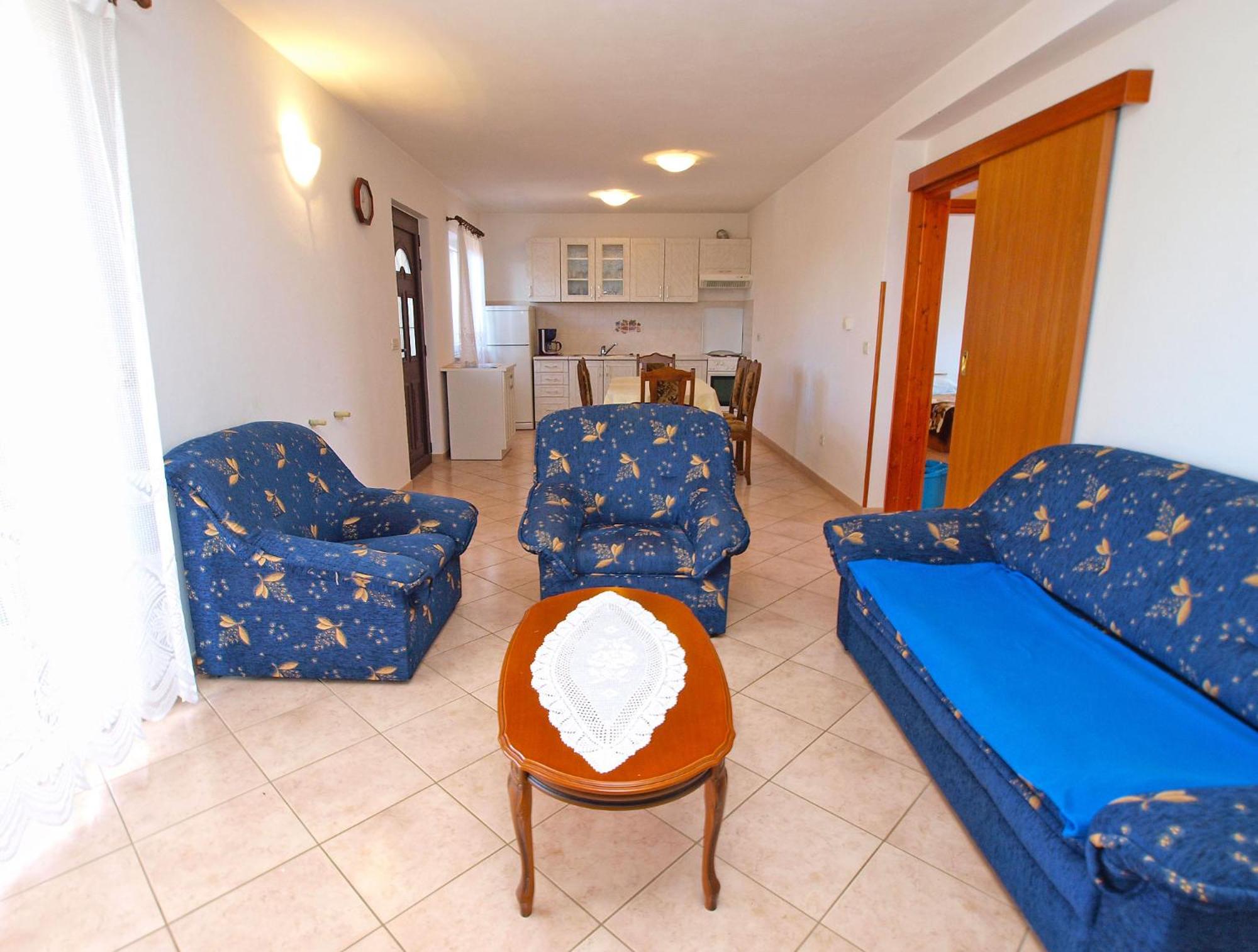 Apartment photo 1
