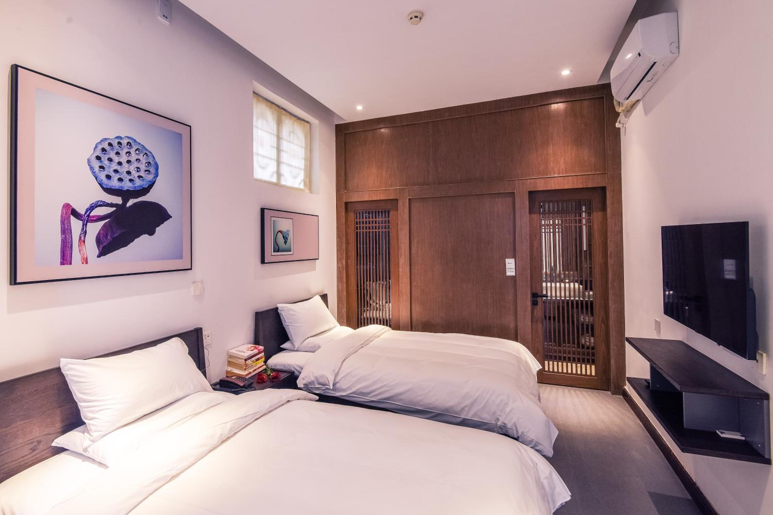 Superior Twin Room photo 2