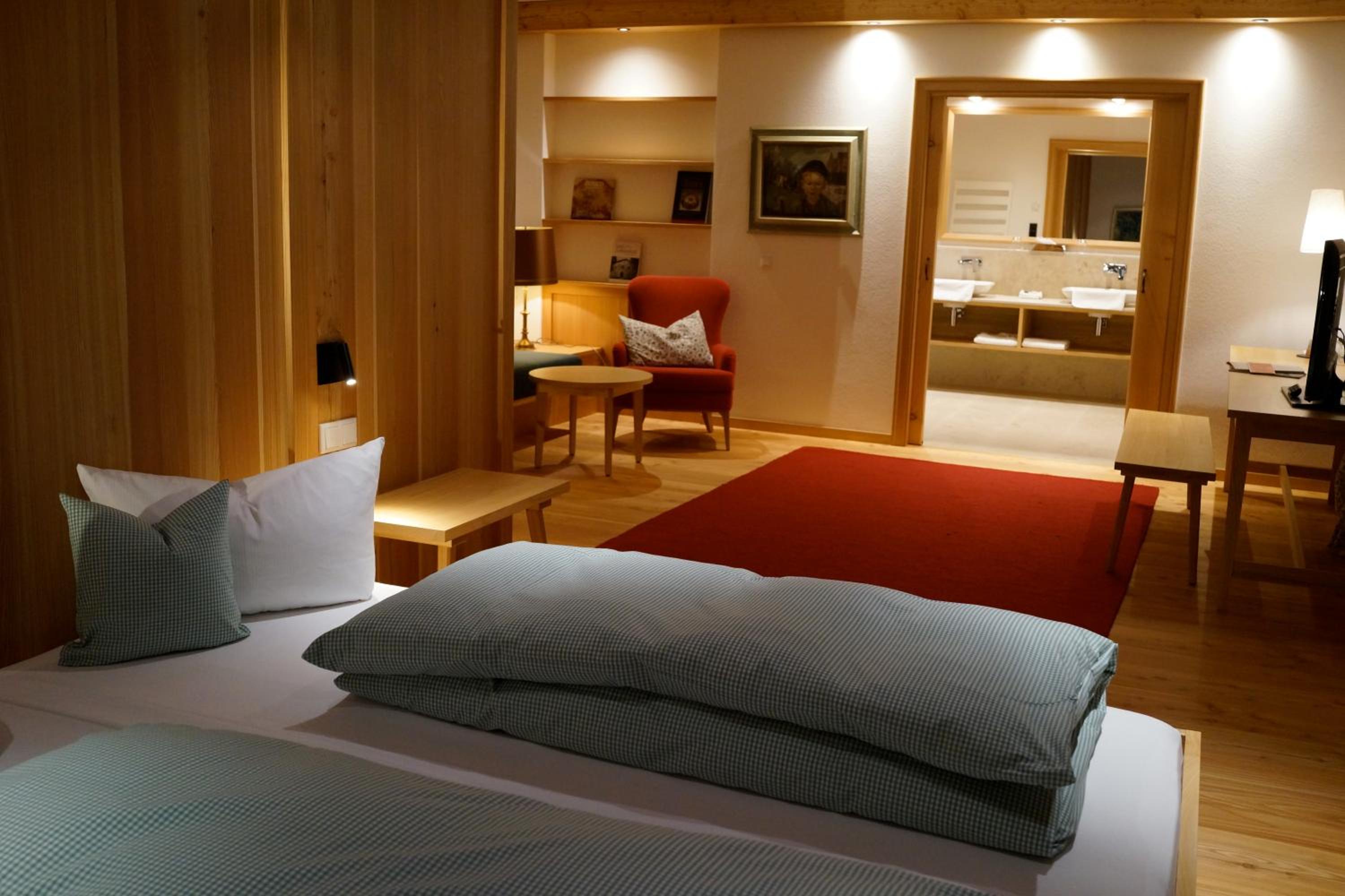 Junior Suite - Photo 1