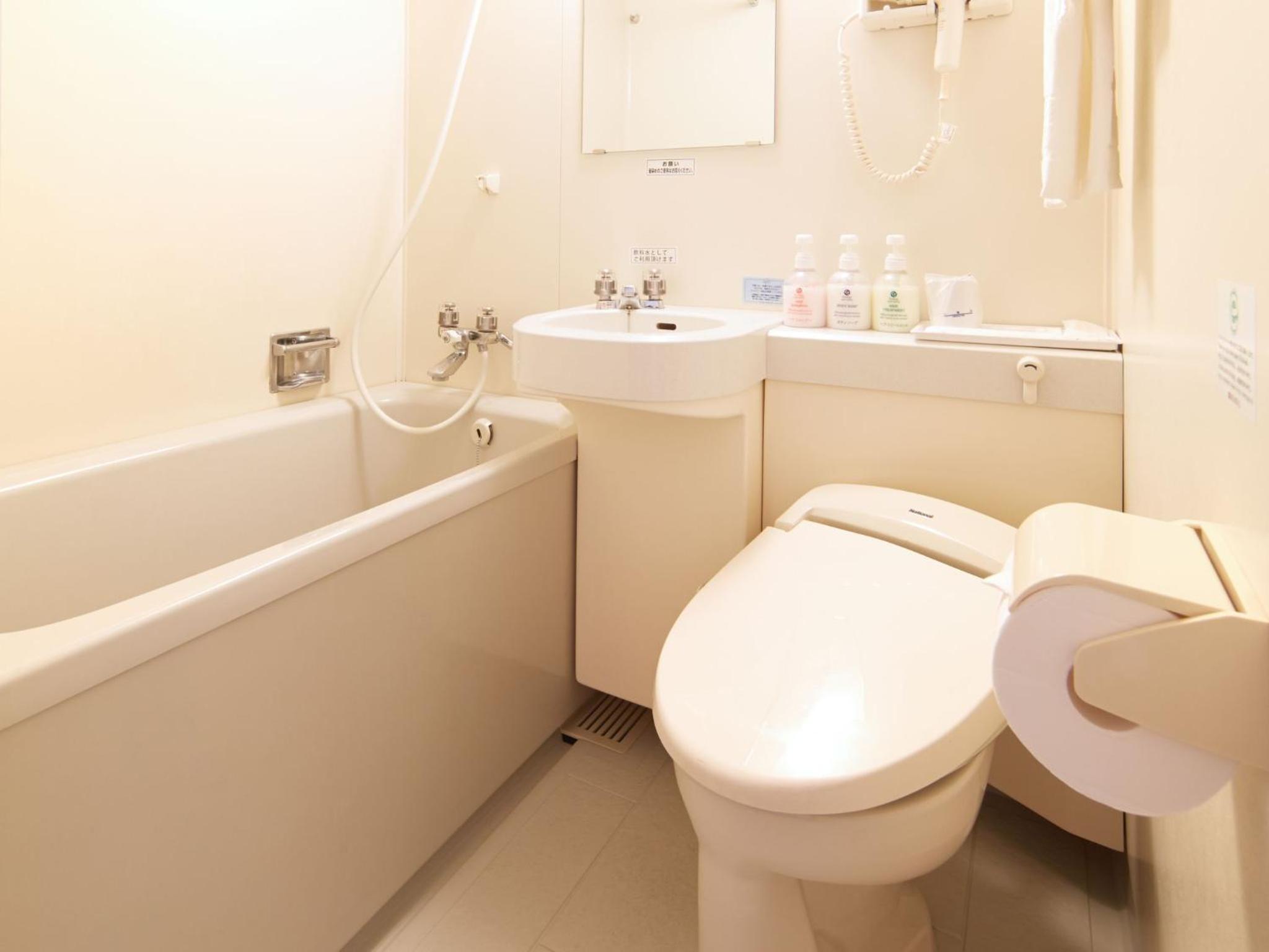Executive Twin Room - Non-Smoking photo 3