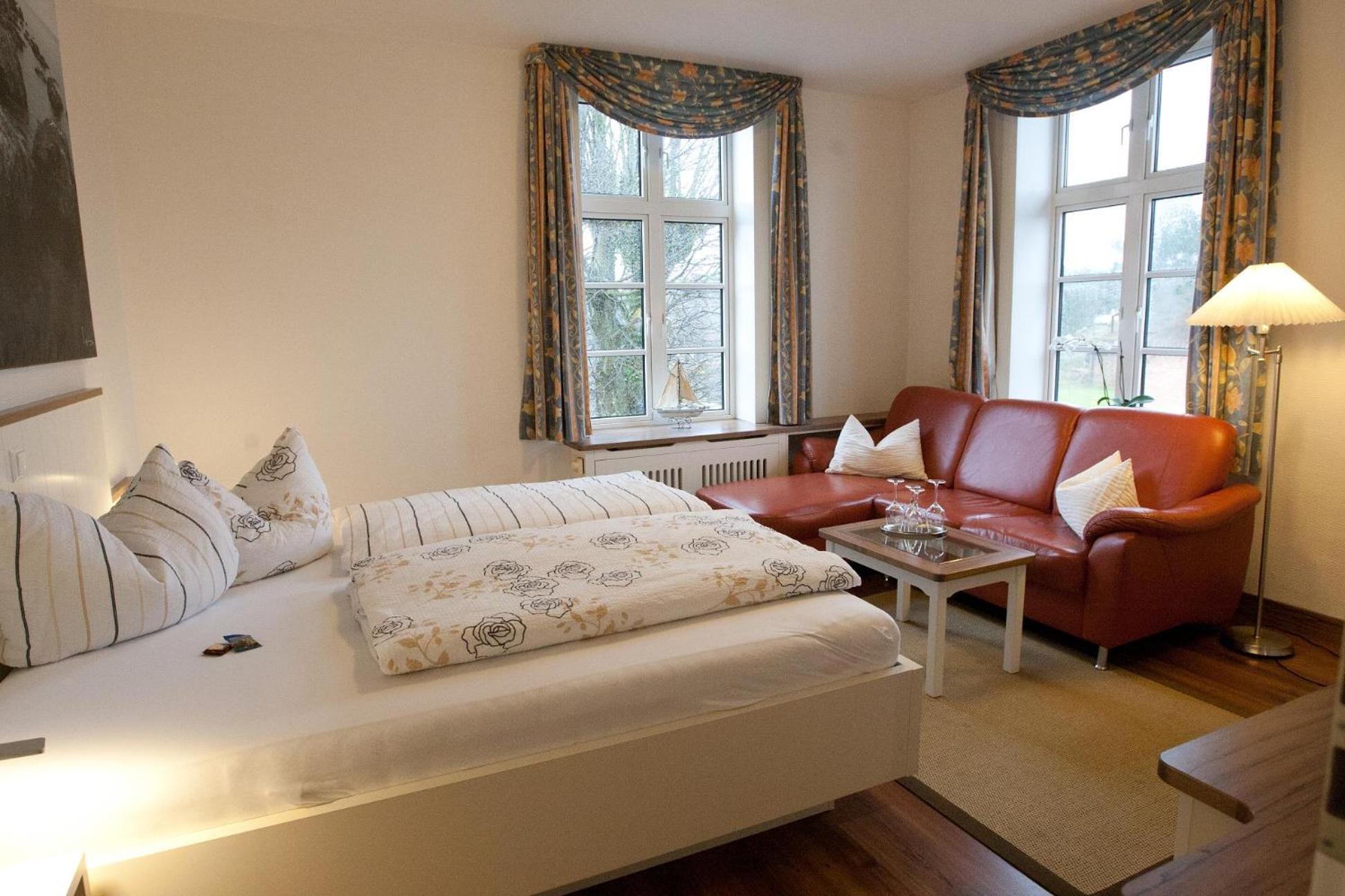 Large Double Room