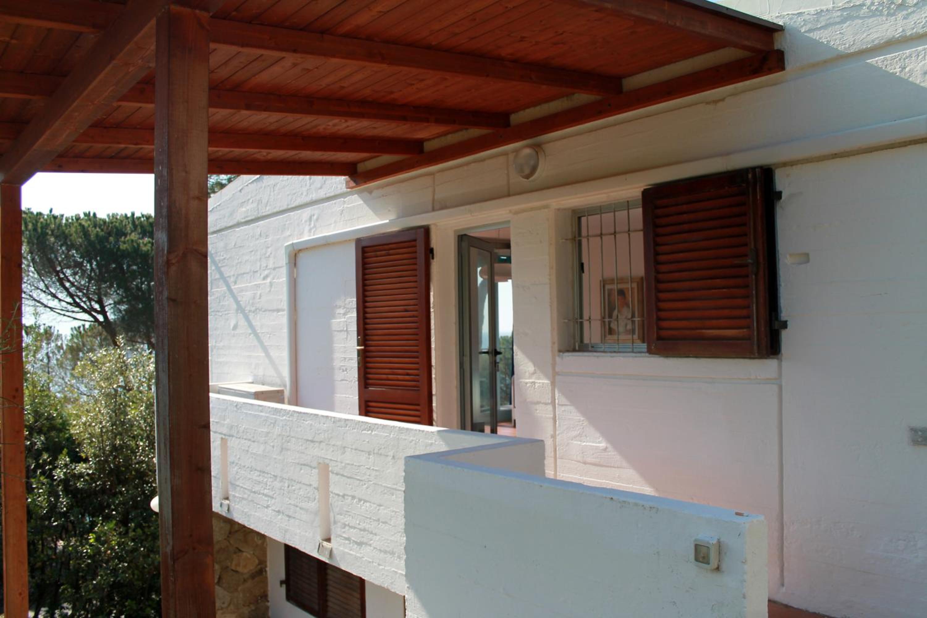 Two-Bedroom House with Sea View photo 2