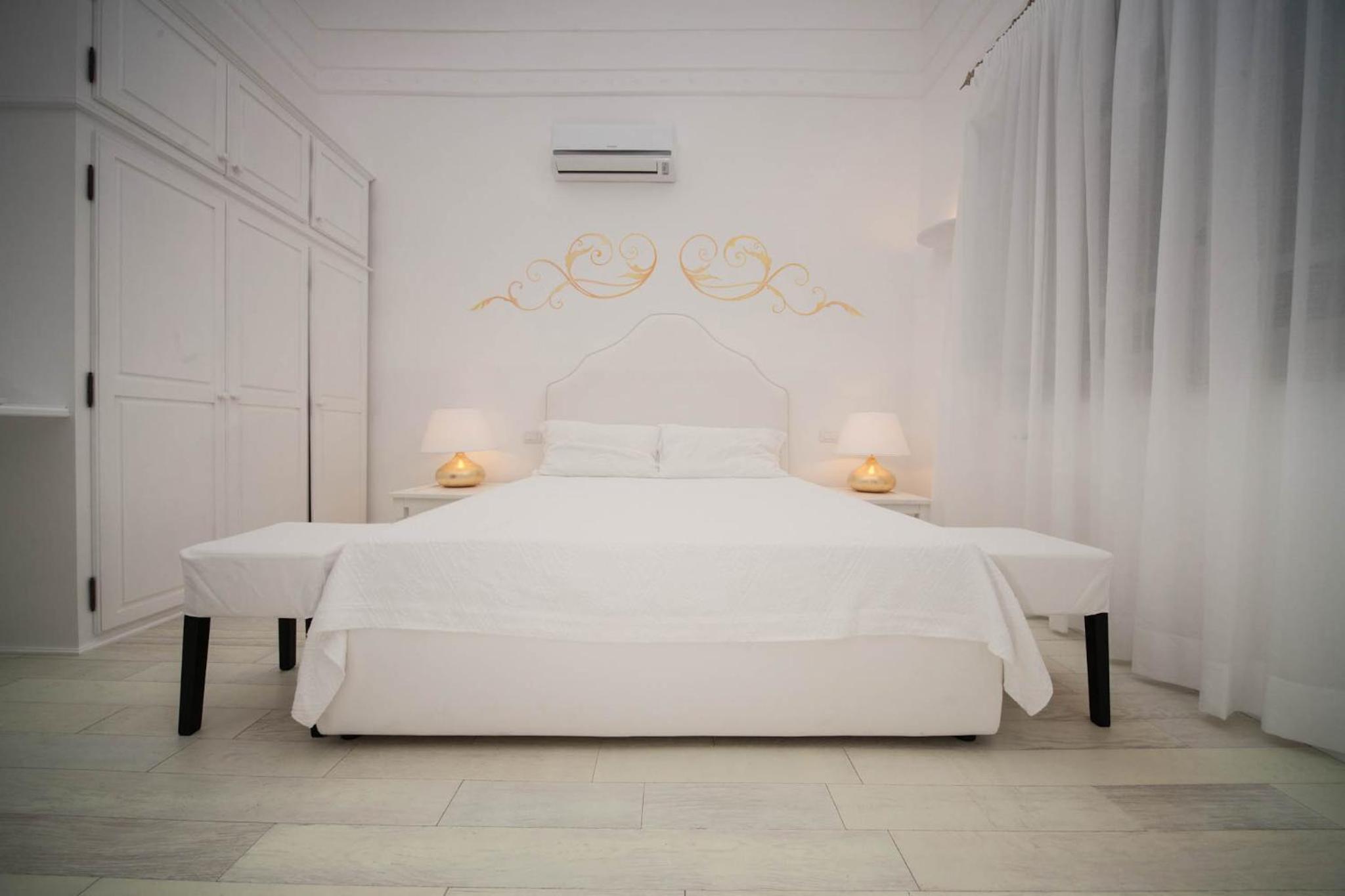 Deluxe Double Room - Photo 1