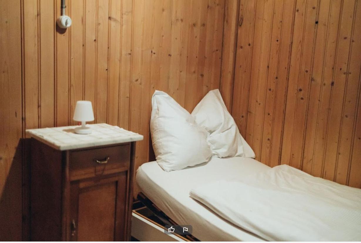 Standard Single Room with Shared Bathroom