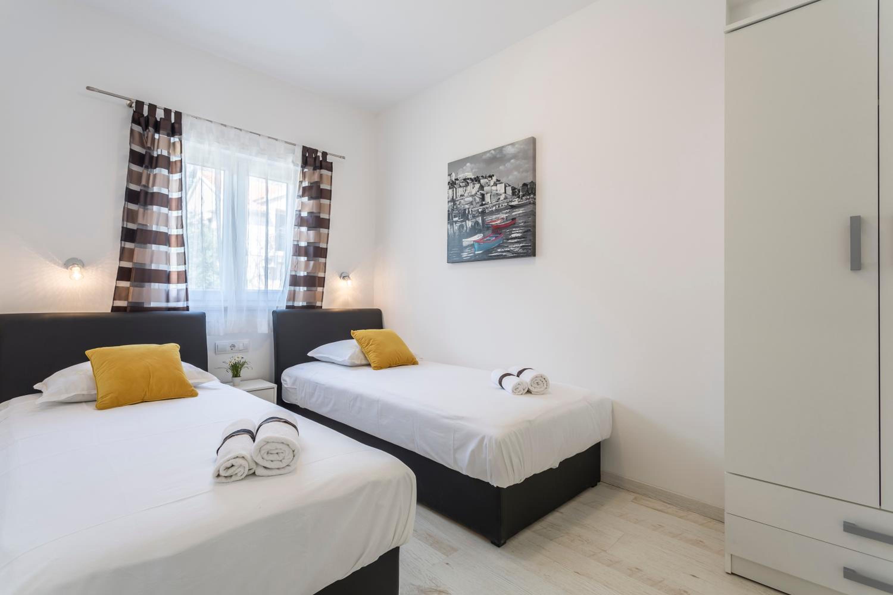 Superior Apartment