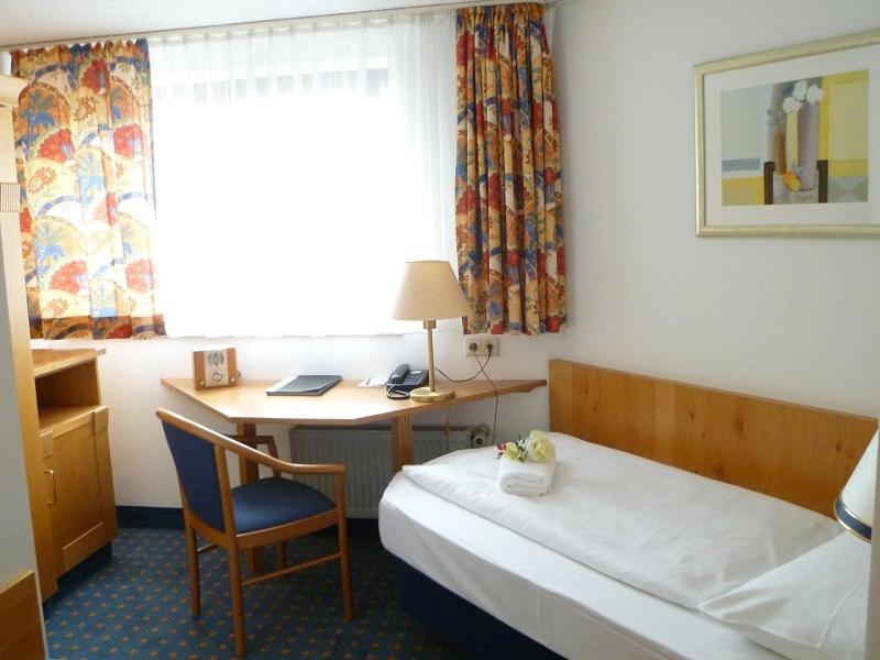Single Room photo 1