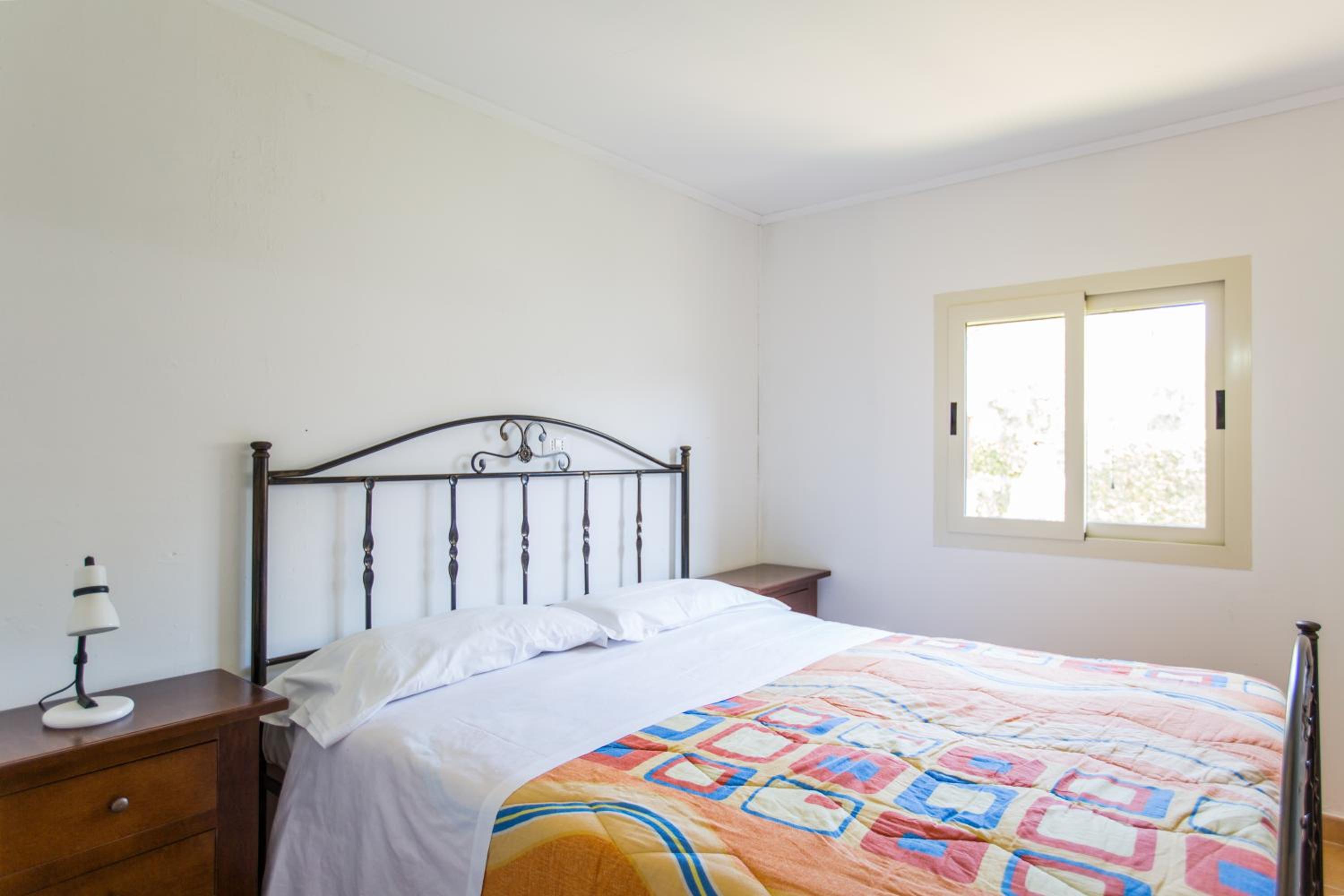 One-Bedroom Apartment - Photo 15