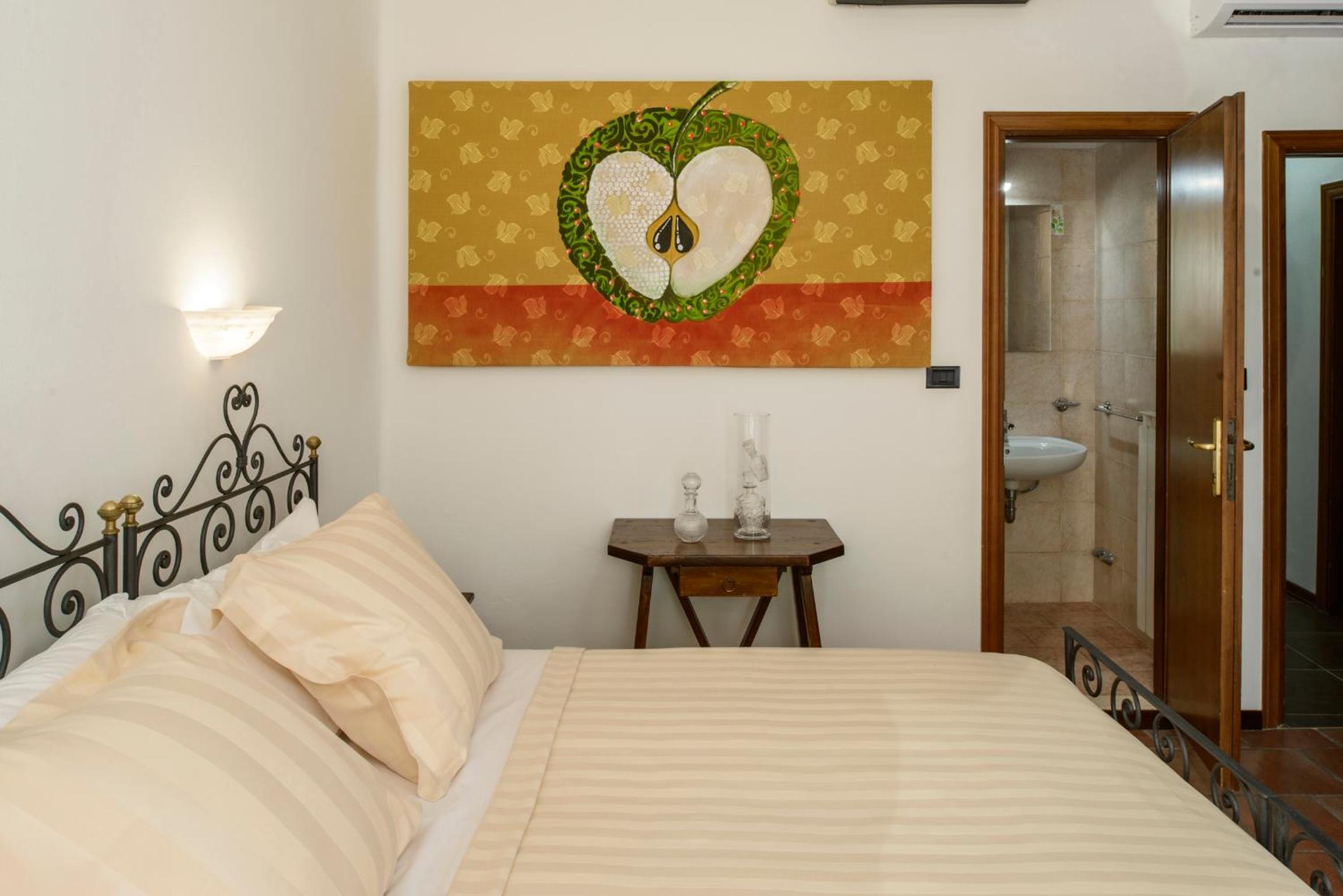 Comfort Triple Room