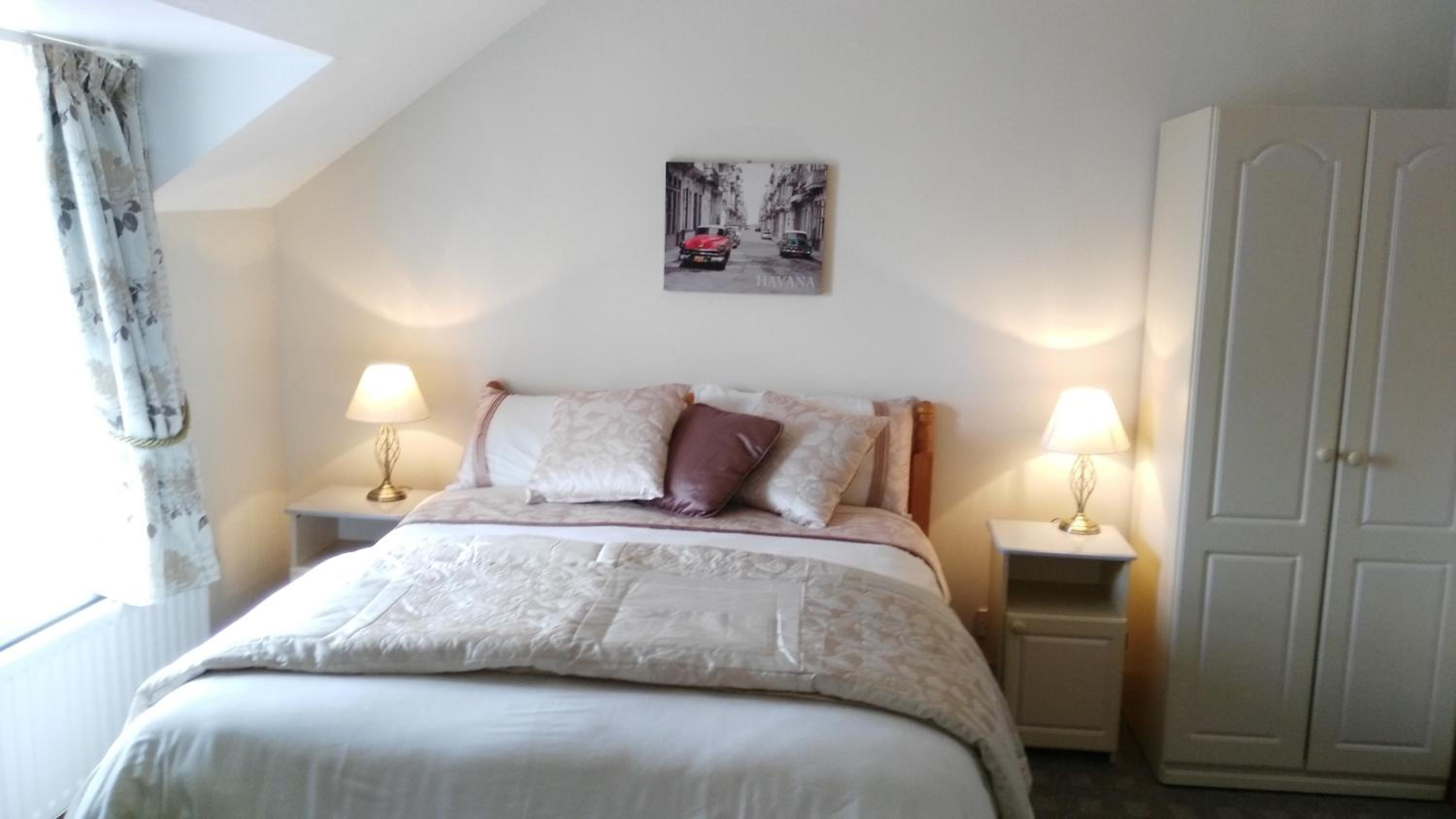 Double Room - Photo 4
