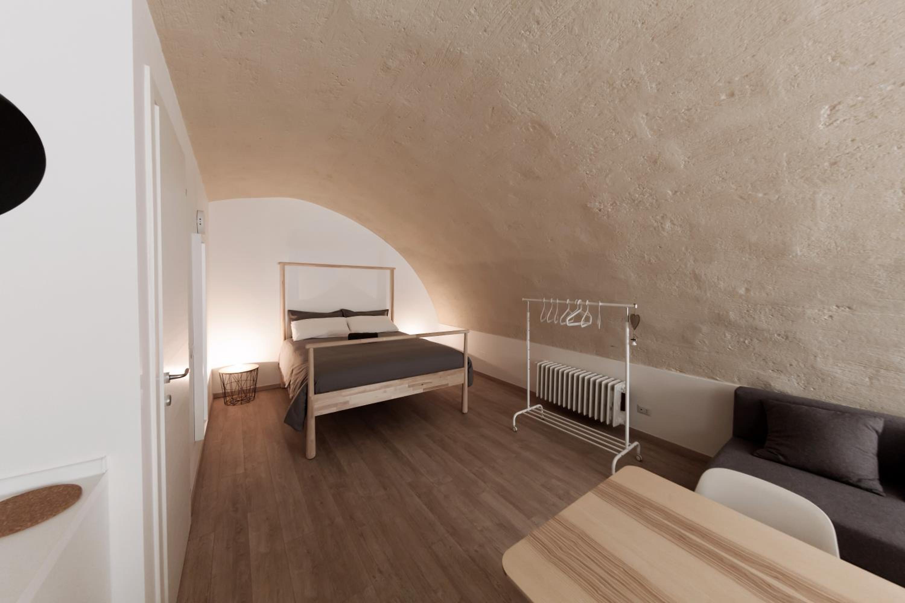 One-Bedroom House - Photo 1