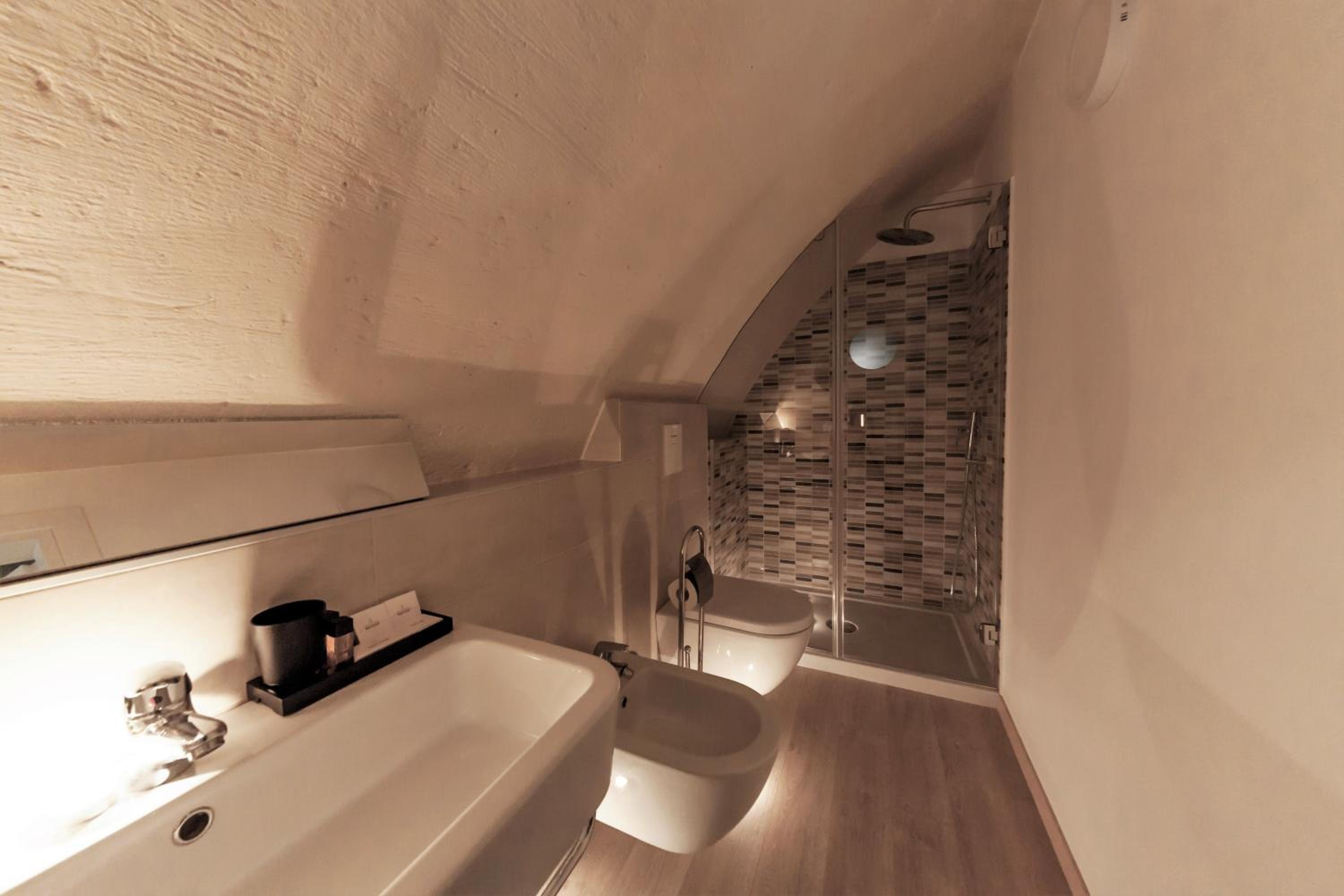 One-Bedroom House - Photo 4
