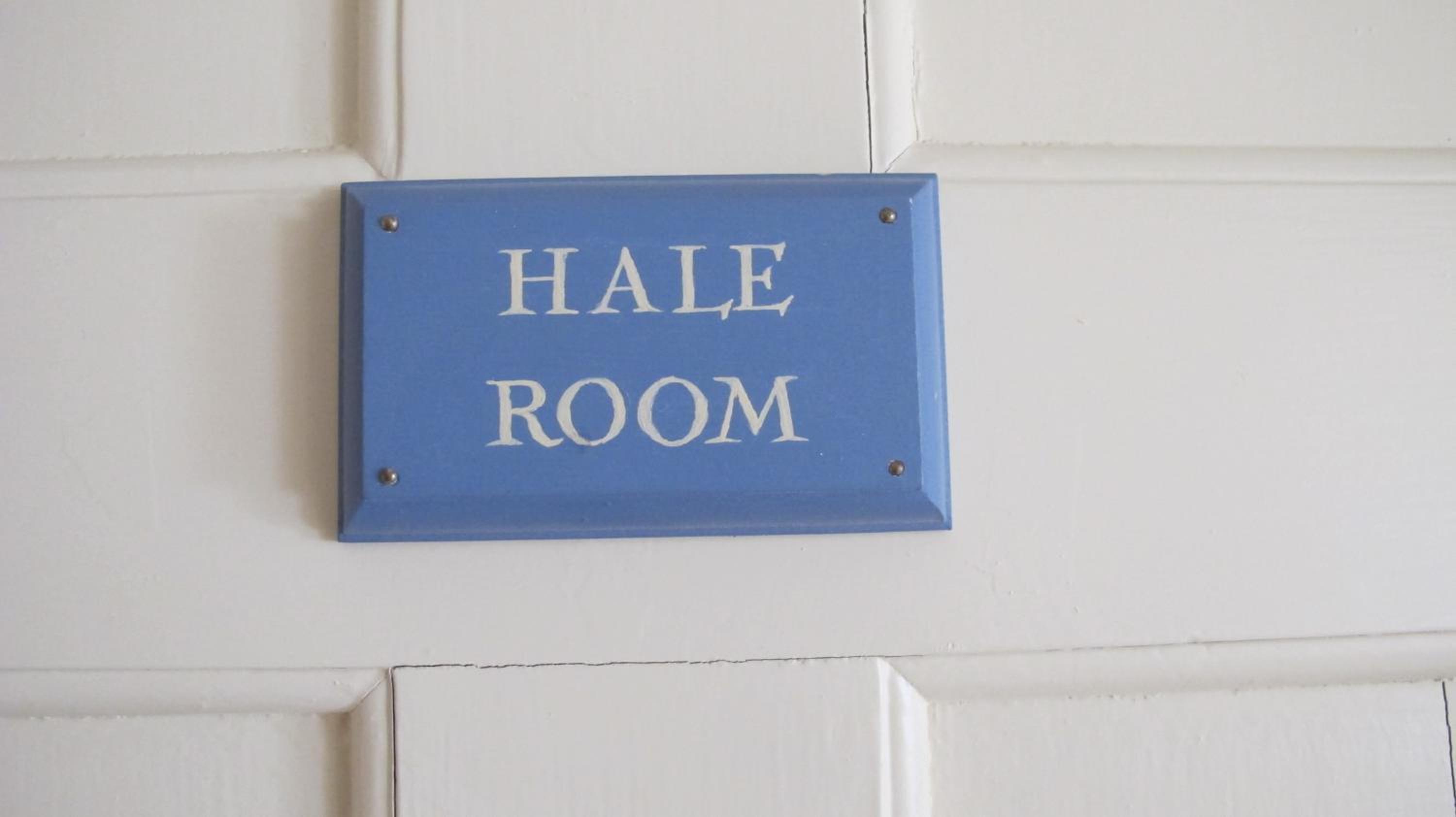 Double and Twin Room - Hale photo 2