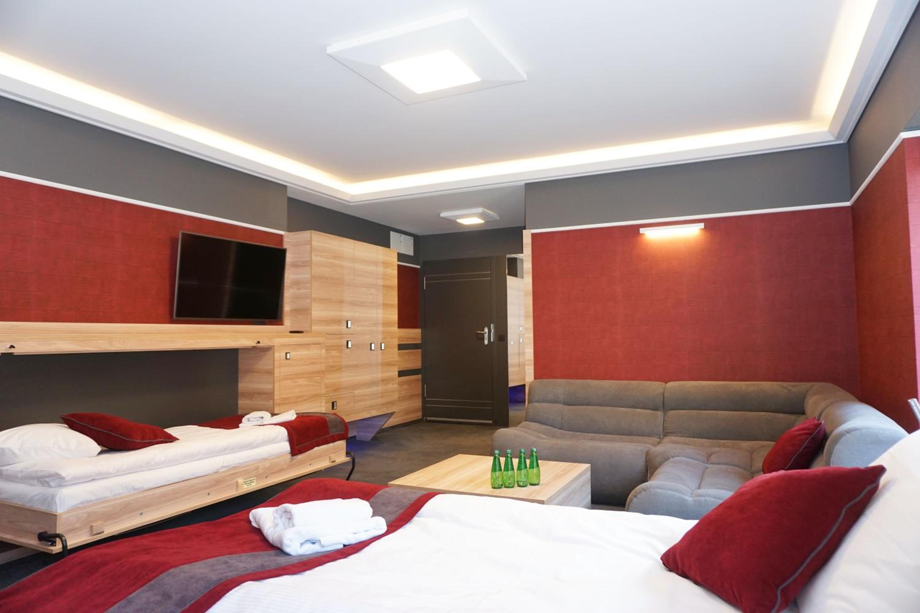 Superior Quadruple Room - Photo 6