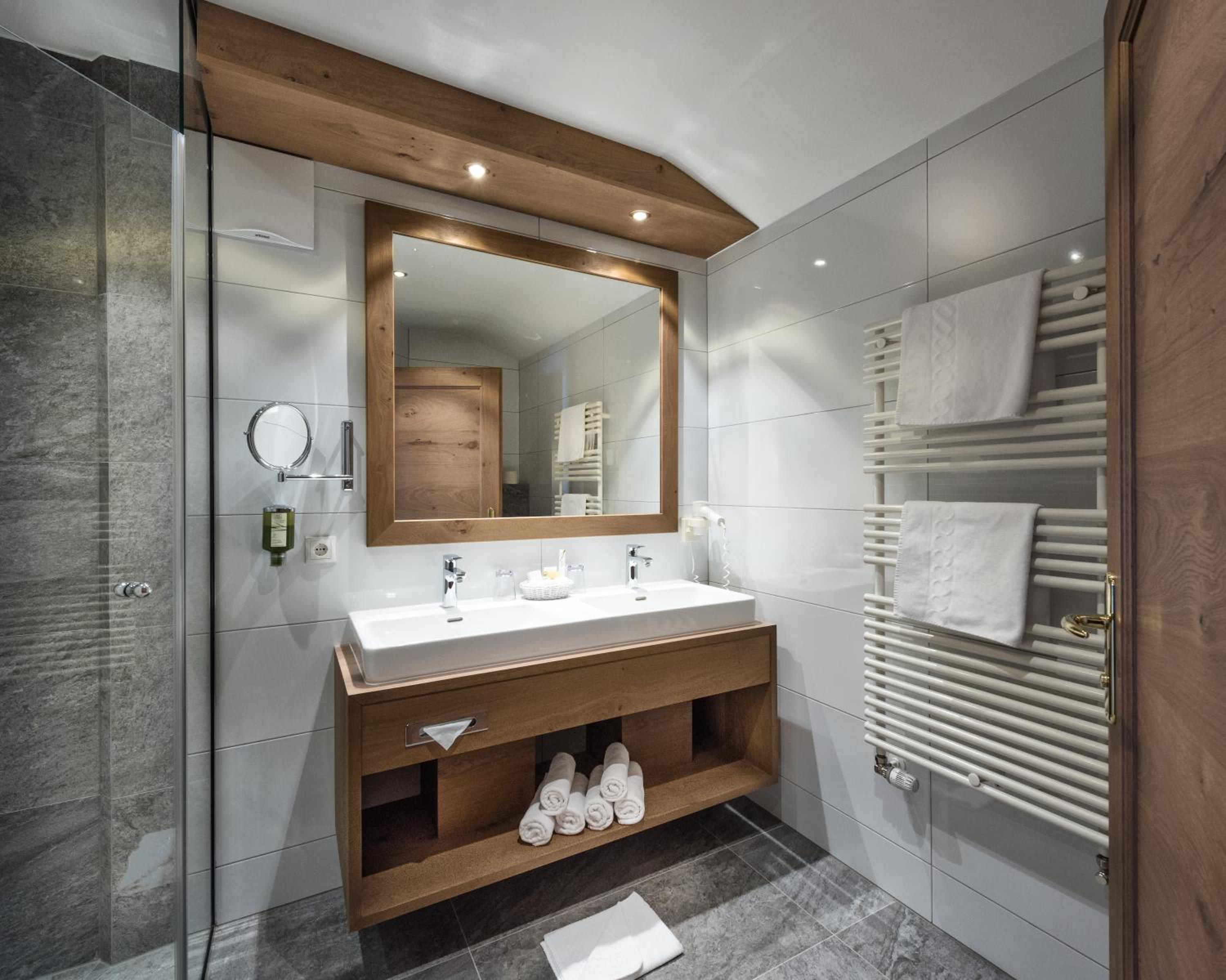 Junior Suite with Balcony photo 3