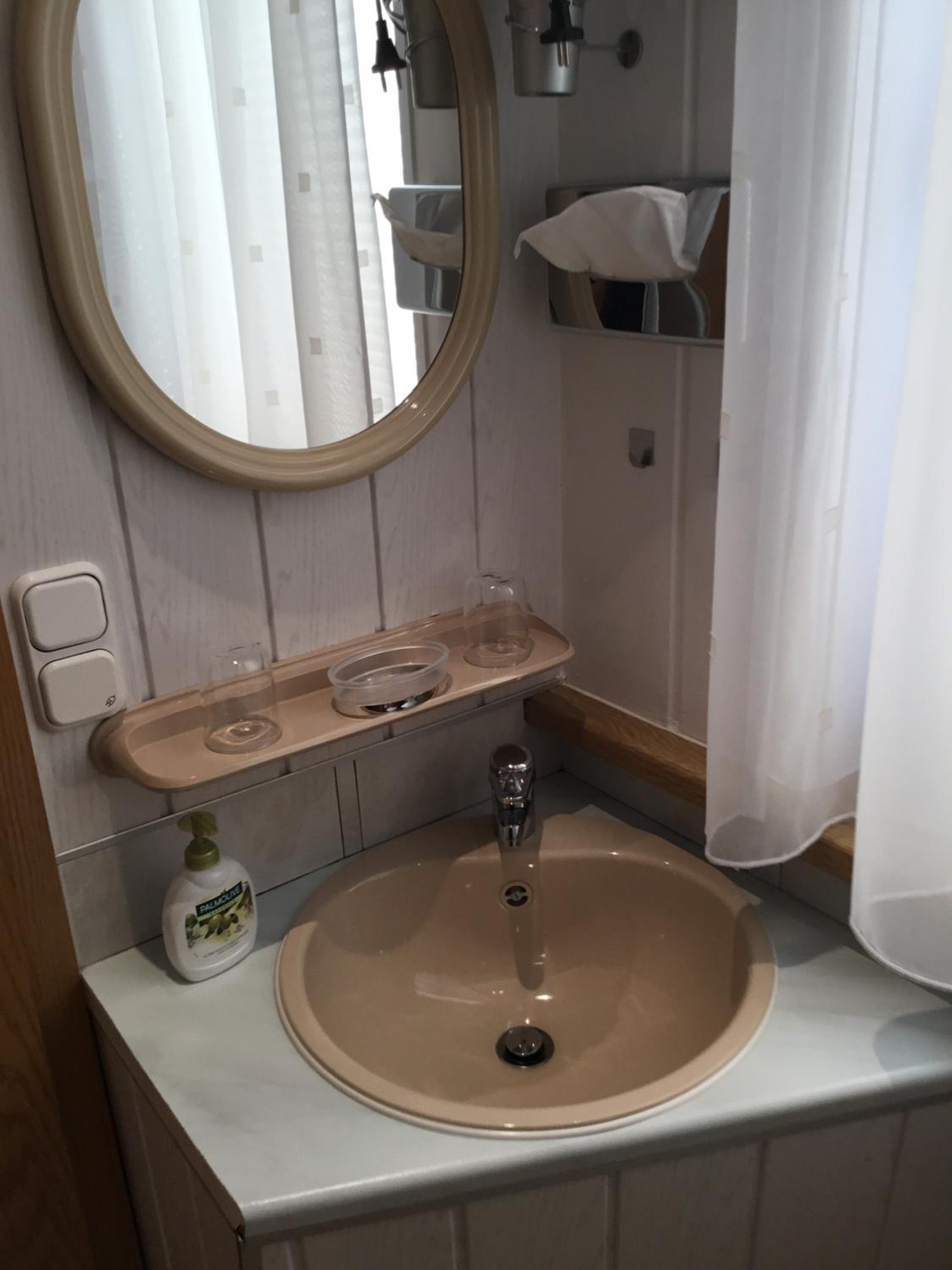Twin Room photo 2