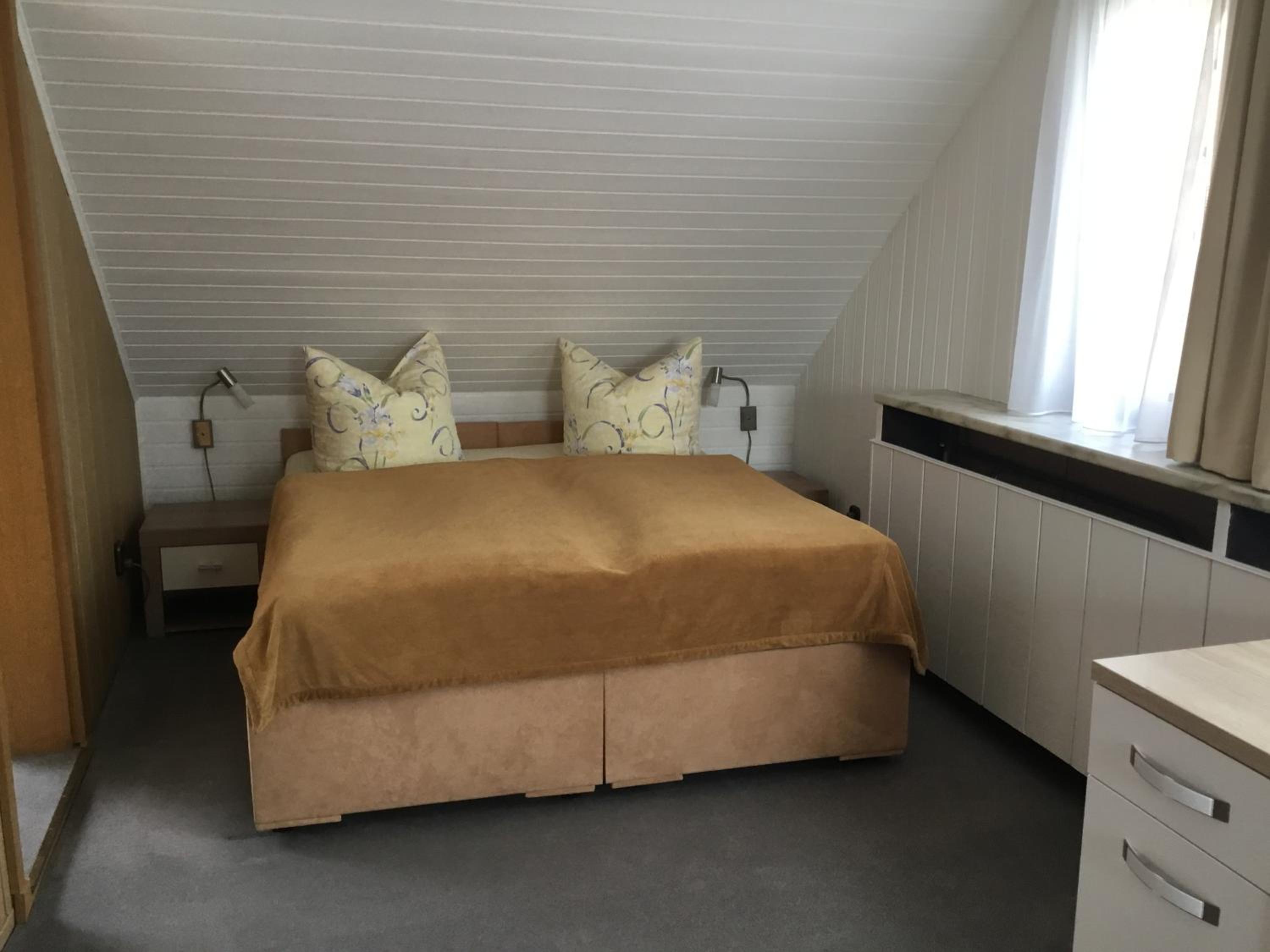 Large Double Room photo 1