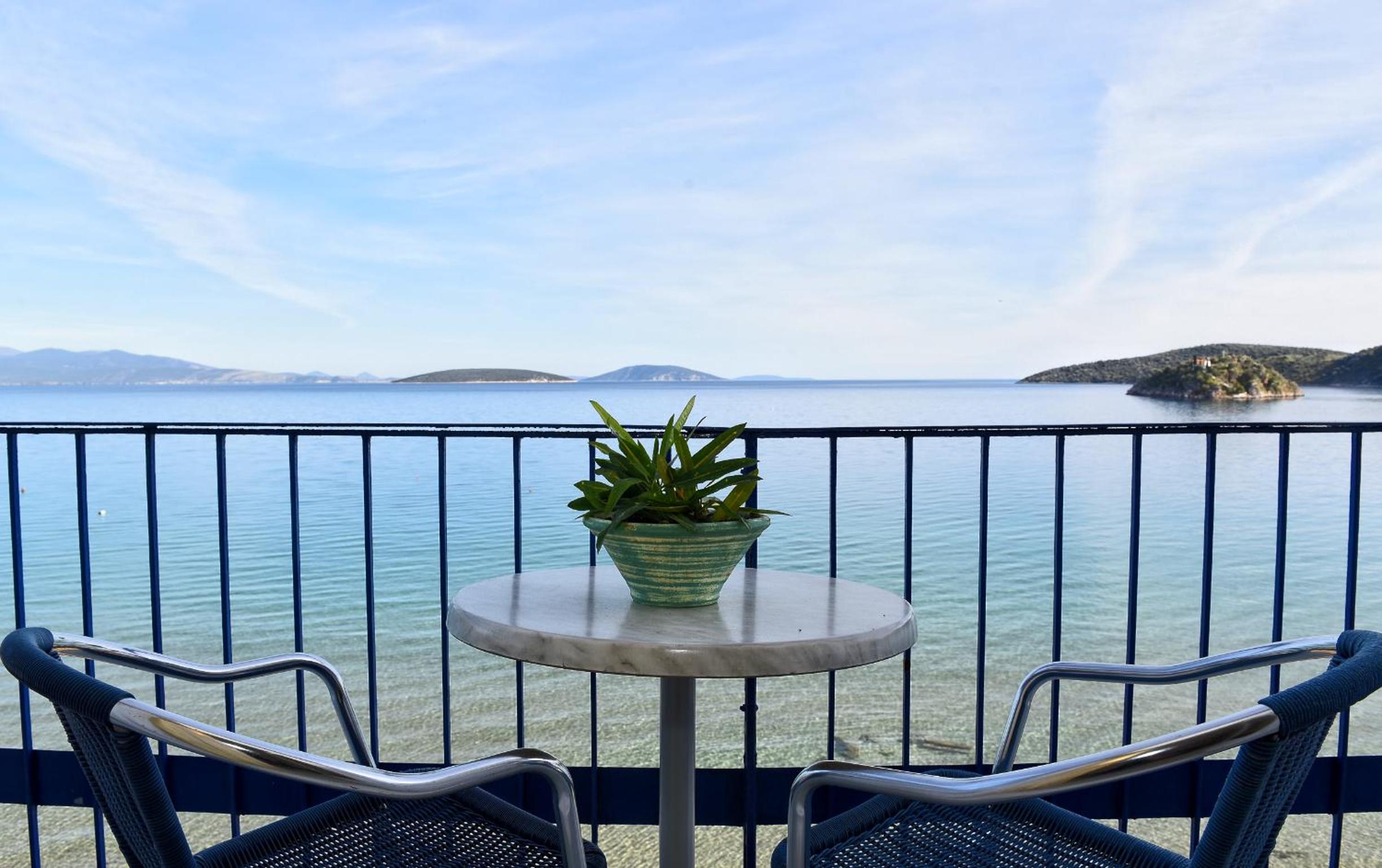 Triple Room with Sea View photo 3