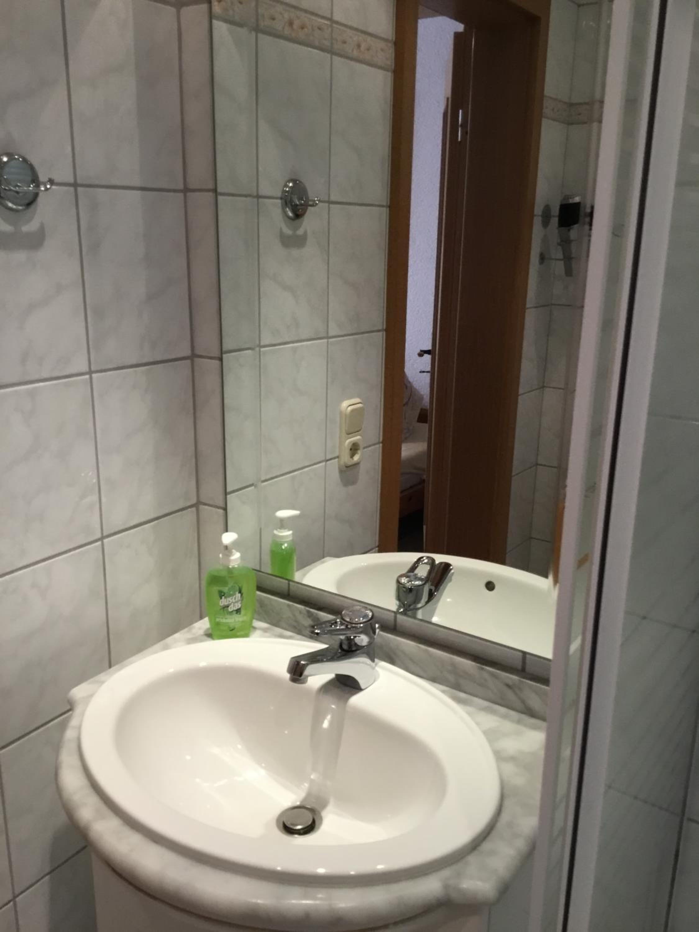 Standard Doppelzimmer seperater Zugang photo 3