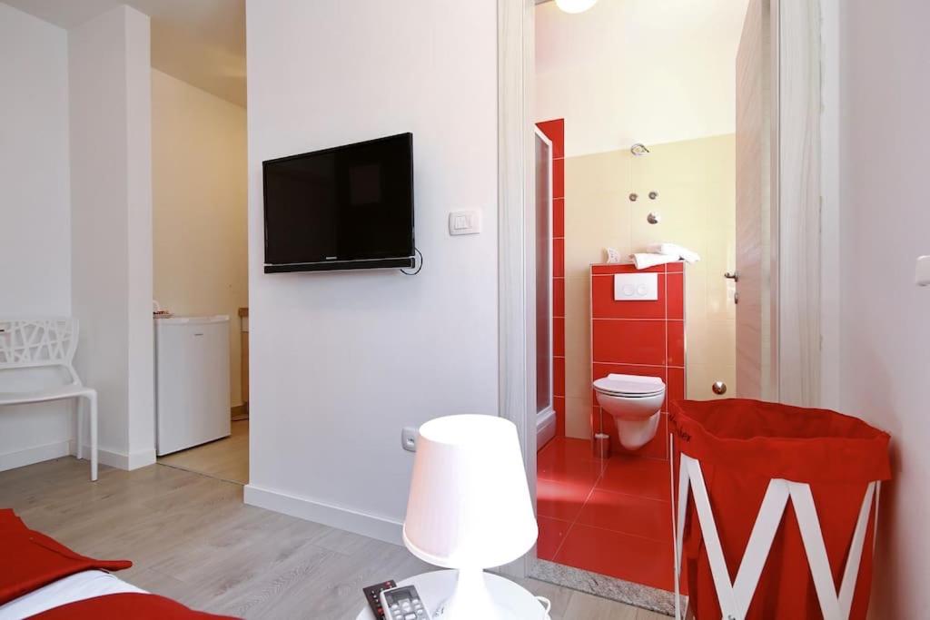 Studio Apartment - Photo 7