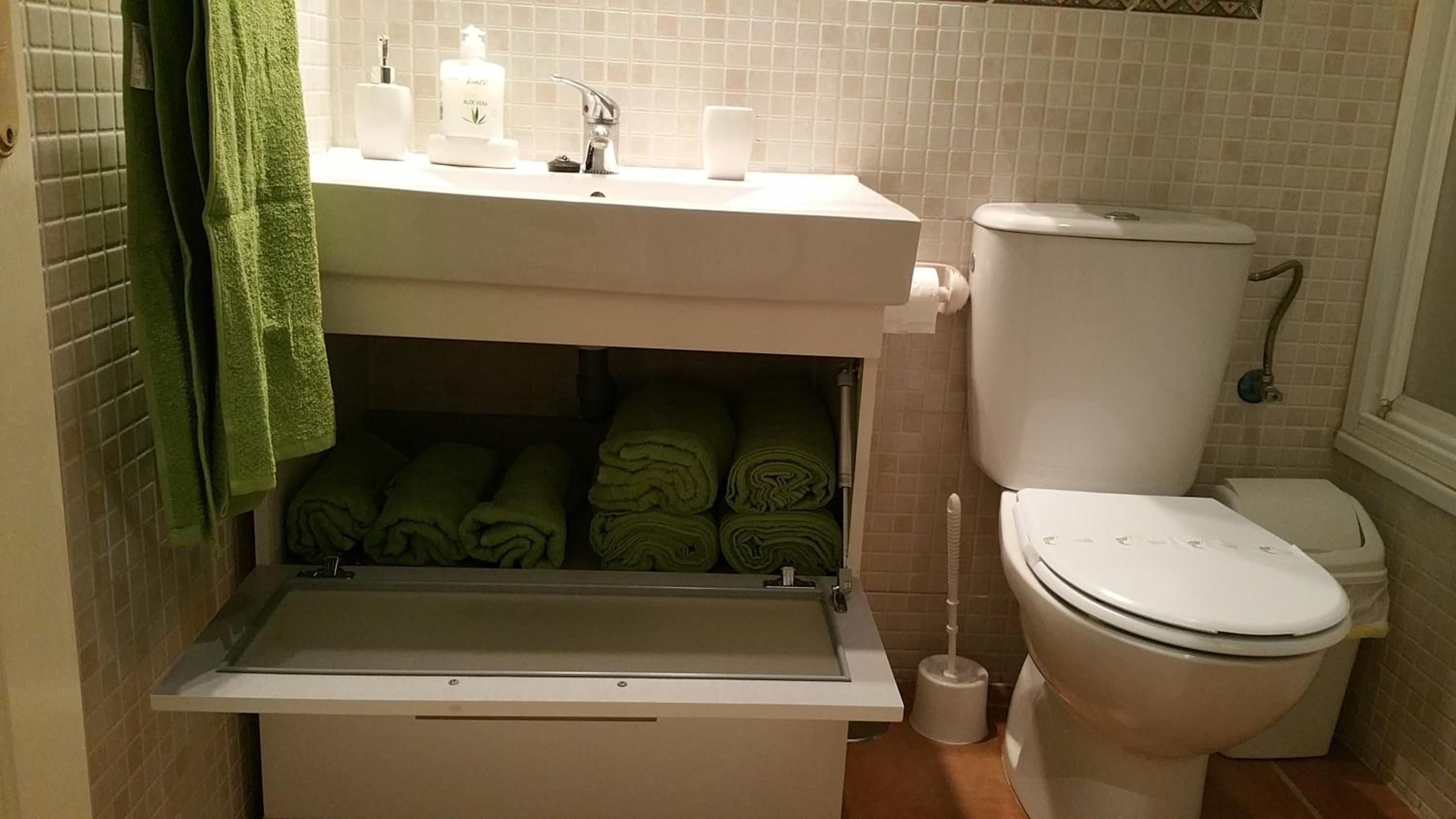 Two-Bedroom Apartment - Photo 13