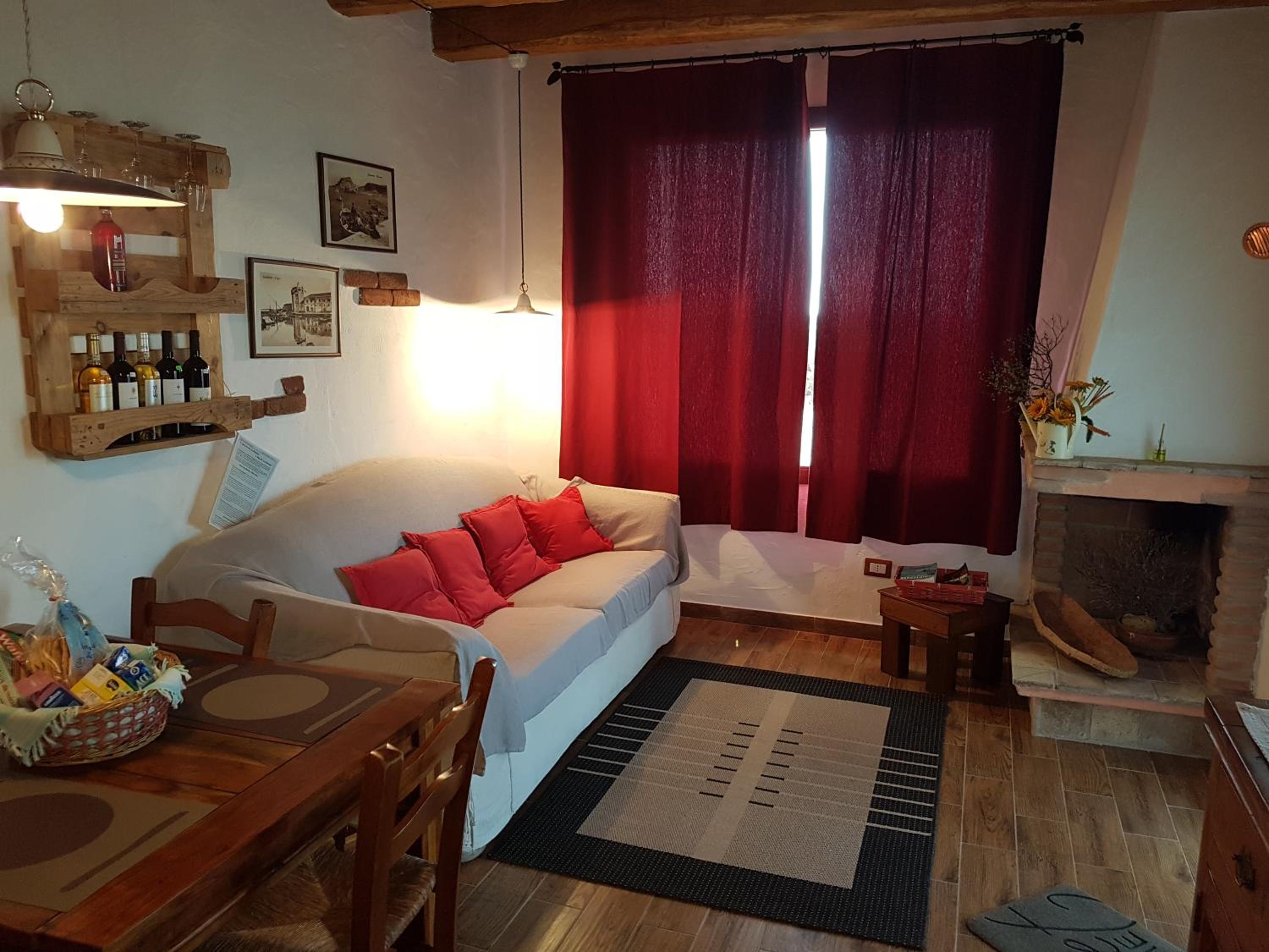 Two-Bedroom House photo 3