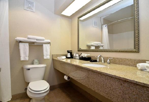 King Room - Non-Smoking - Photo 3