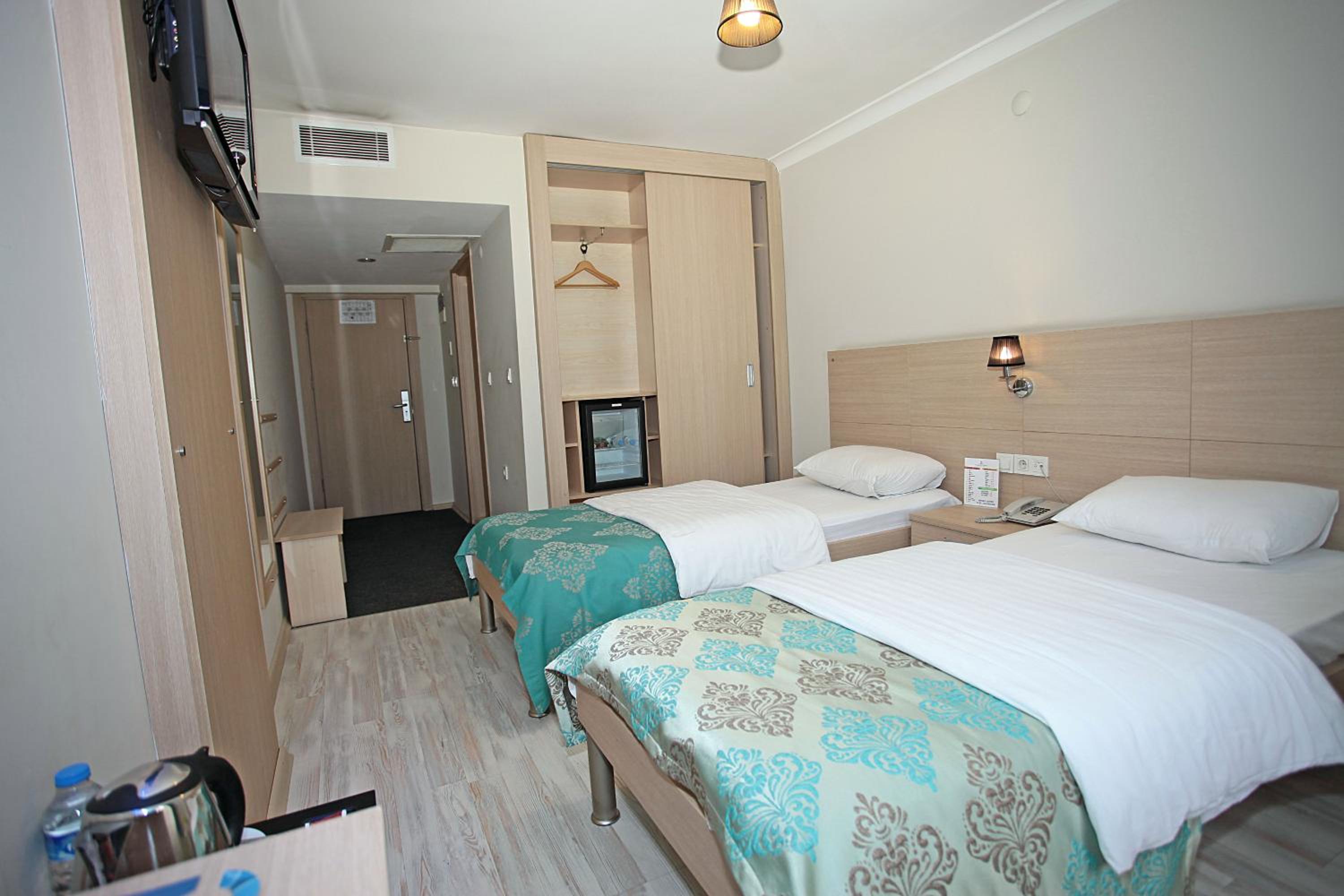 Double Room - Photo 4