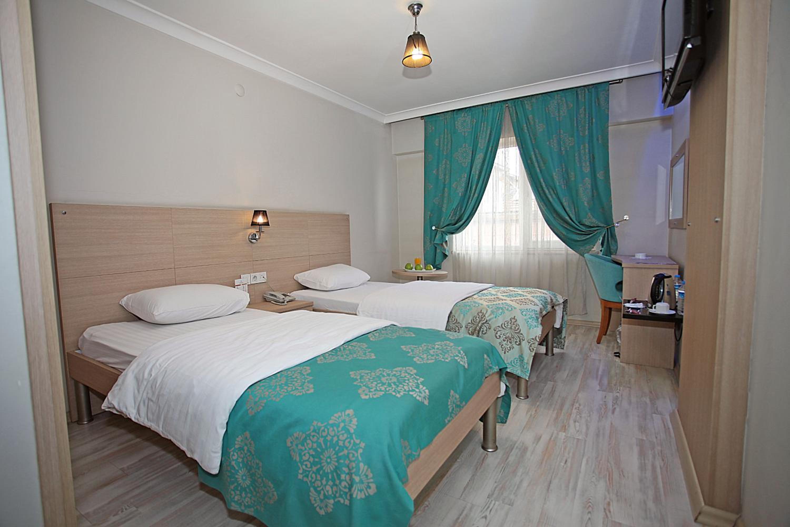 Double Room - Photo 2