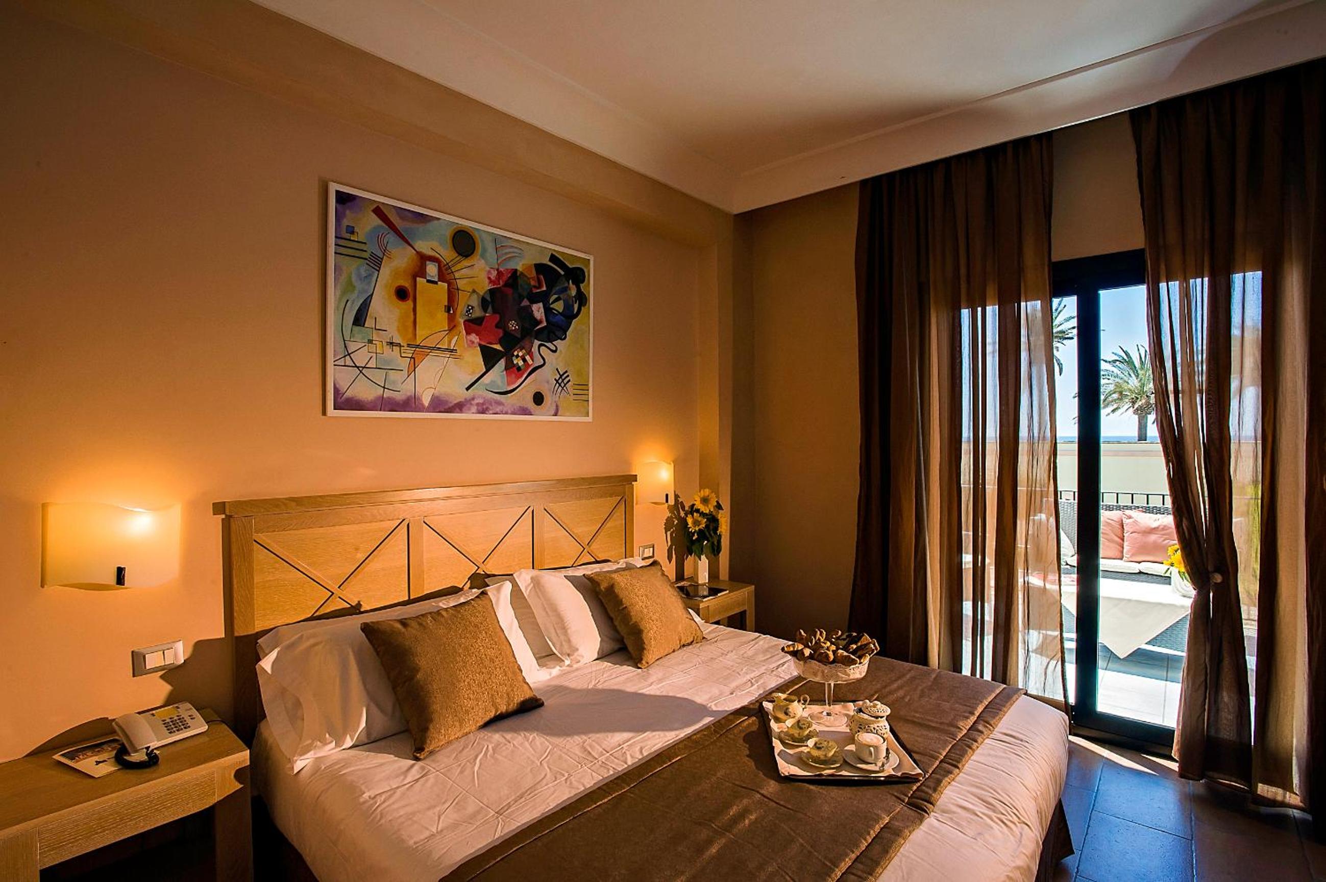 Superior Double or Twin Room - Photo 3