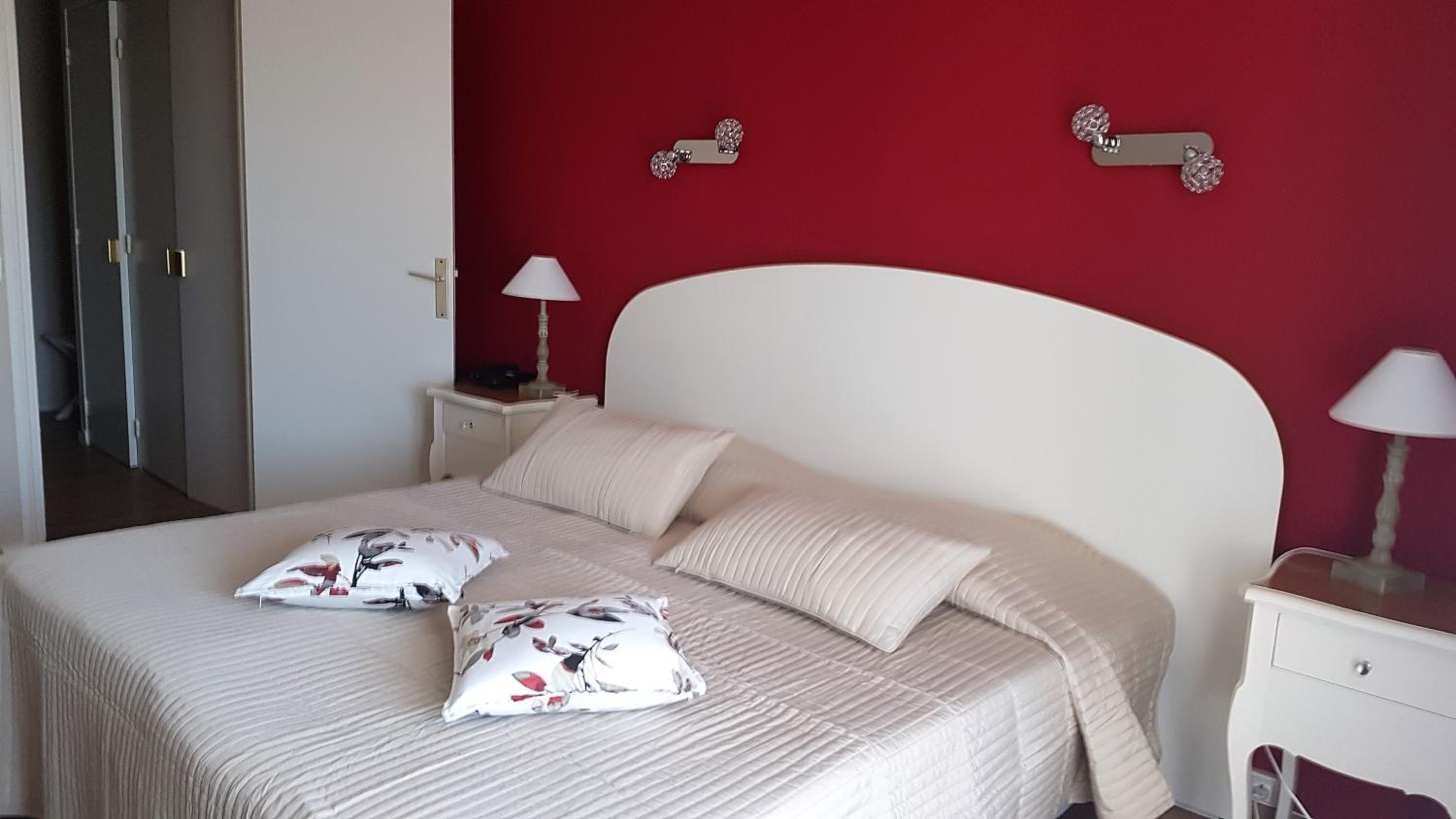 Superior Double Room With Terrace or Balcony - Photo 2