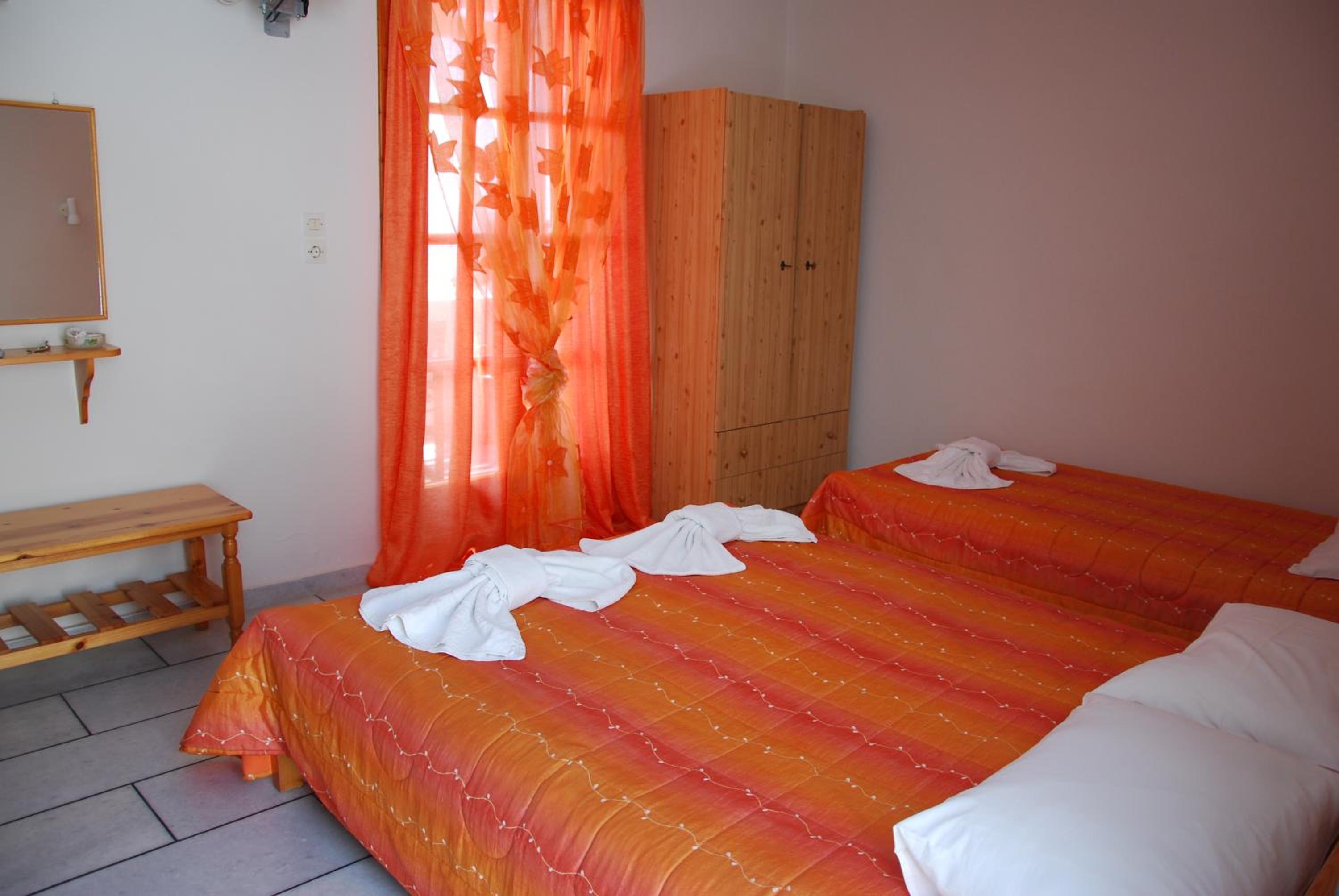 Triple Room with Sea View - Photo 1