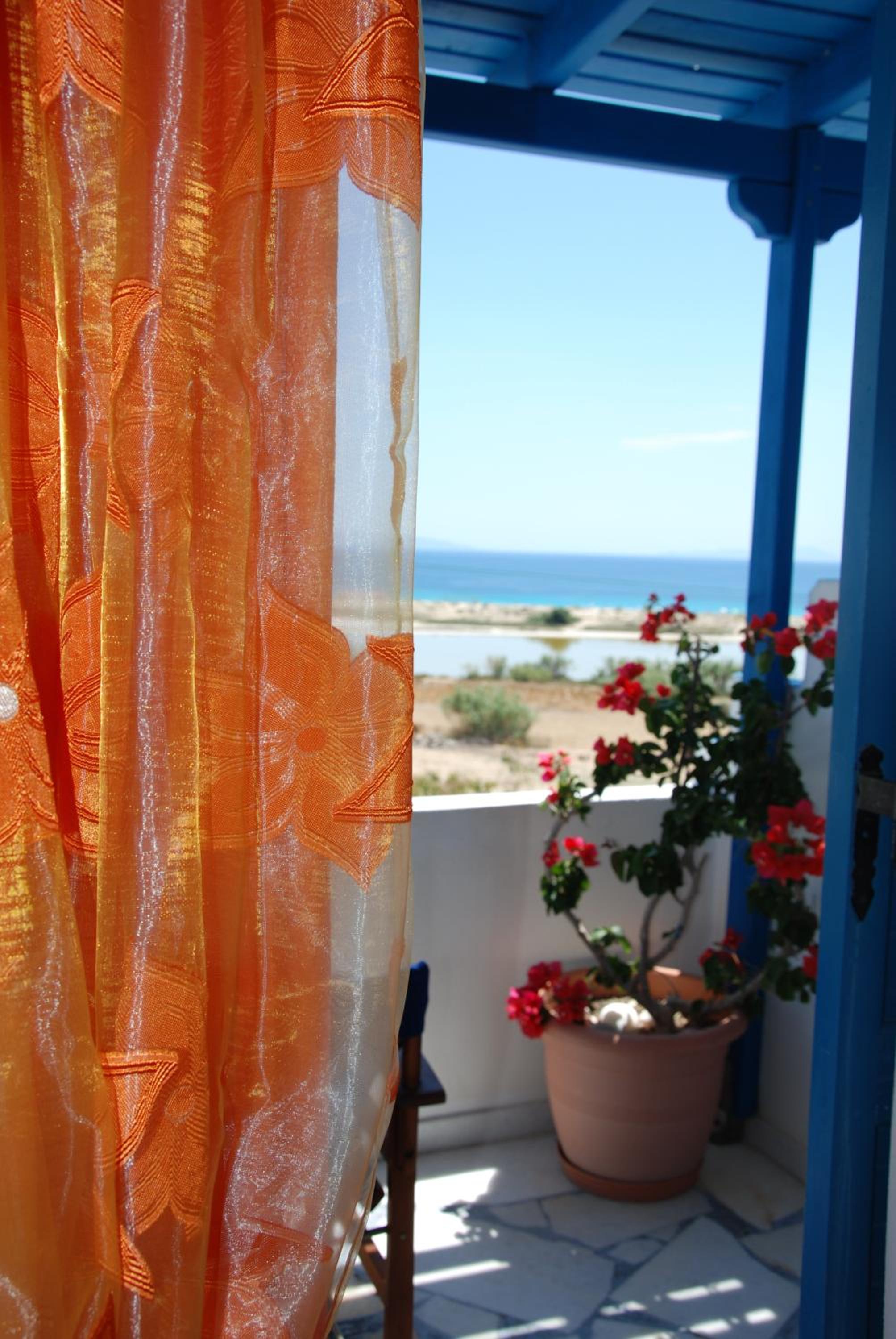 Triple Room with Sea View - Photo 11