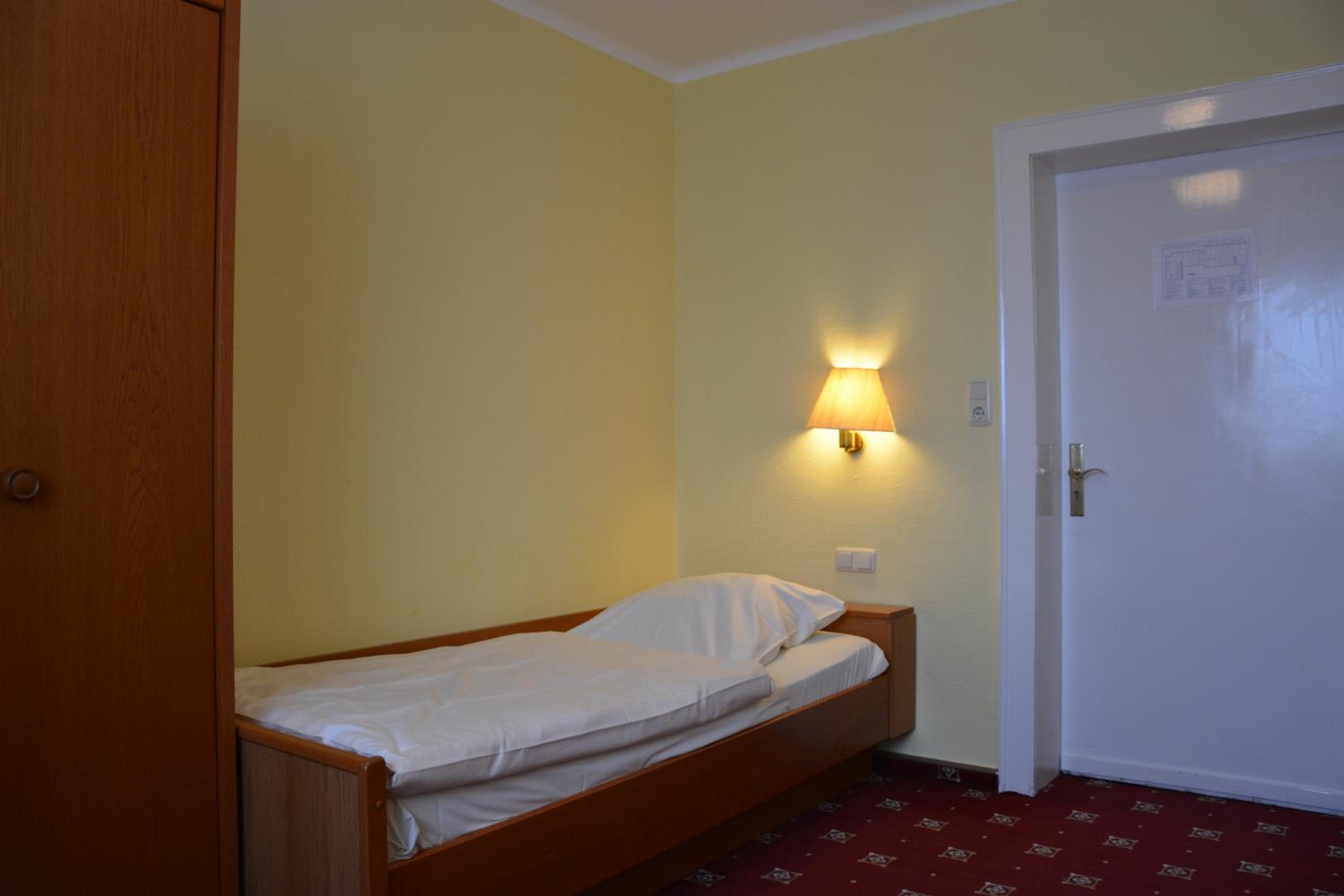 Single Room photo 1