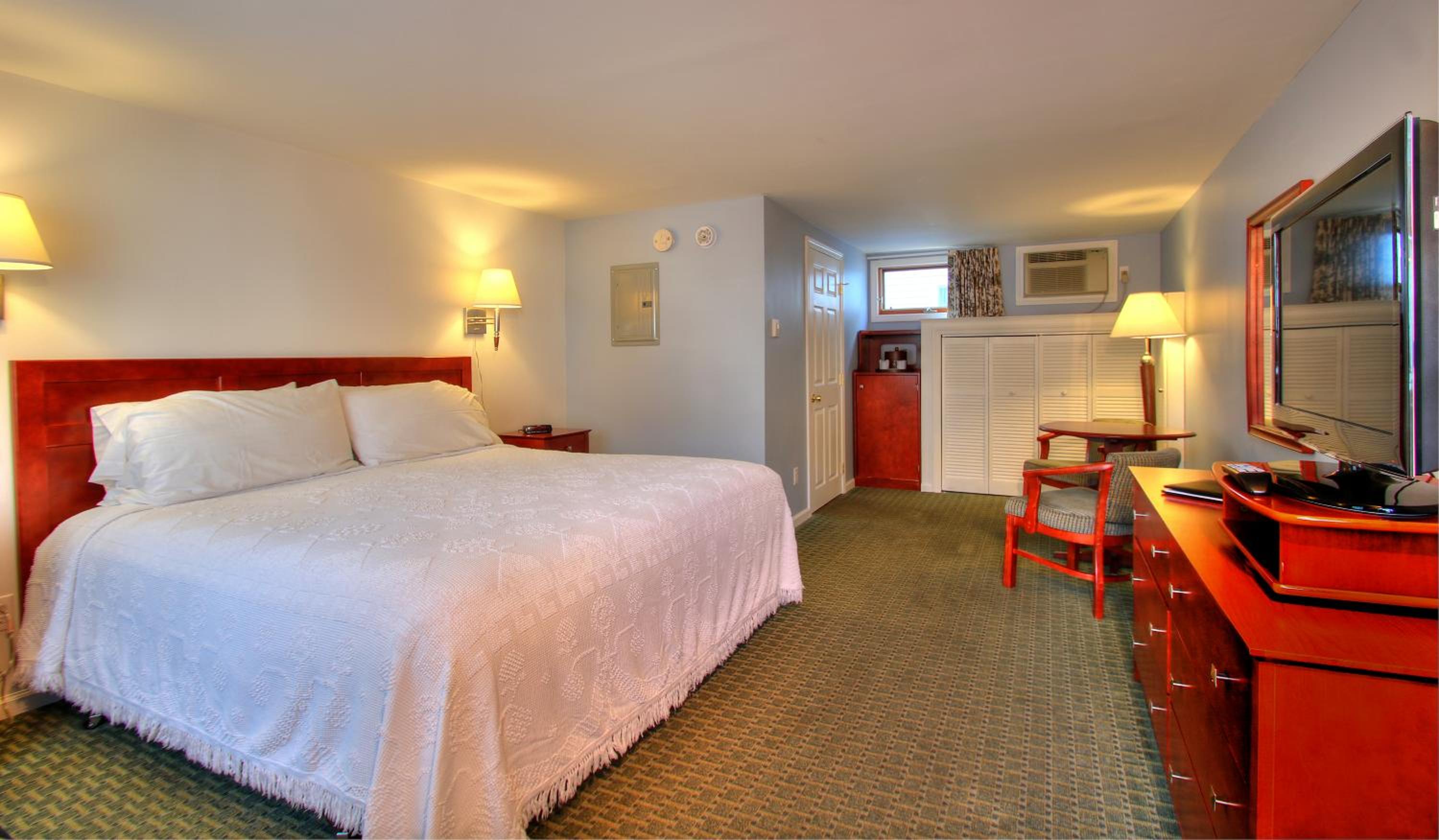 Standard King Room - Side Motel Building photo 1