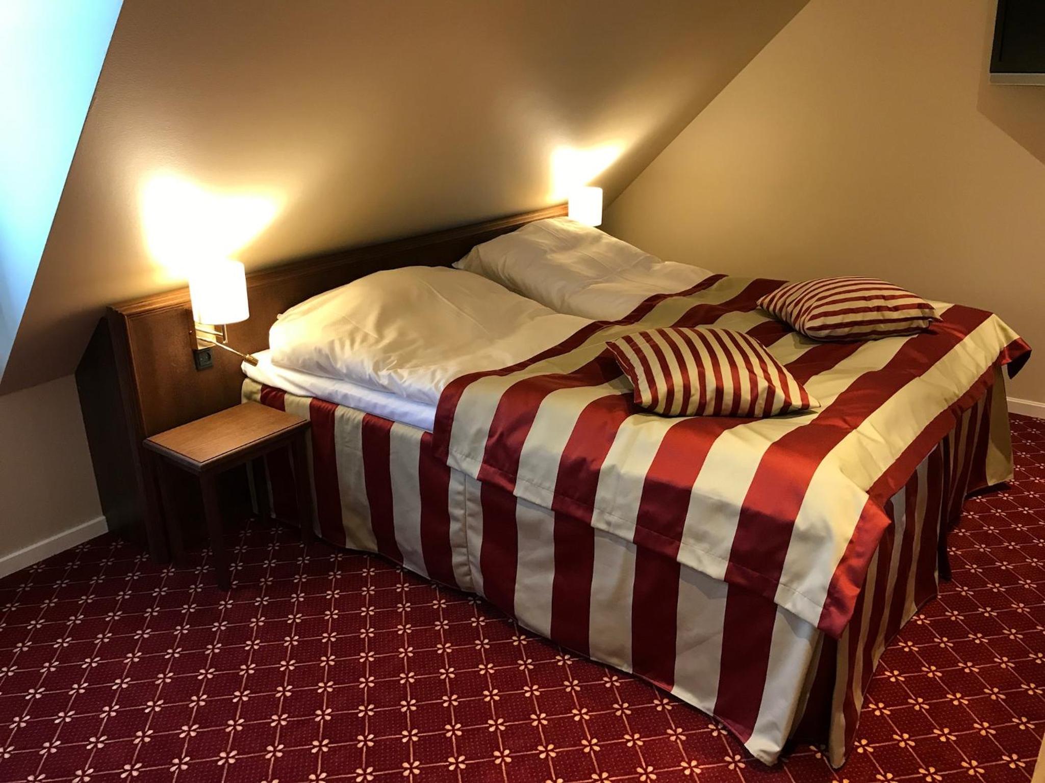 Double or Twin Room - Photo 1
